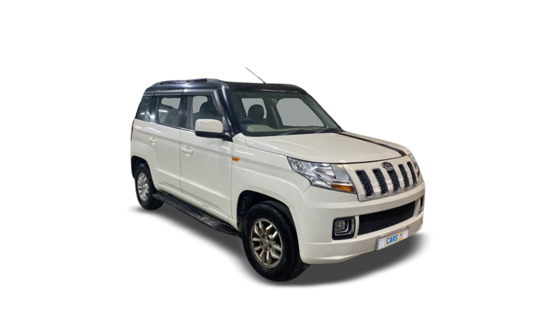 Mahindra TUV300-img