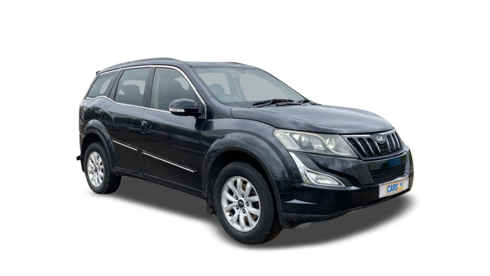 Mahindra XUV500-img