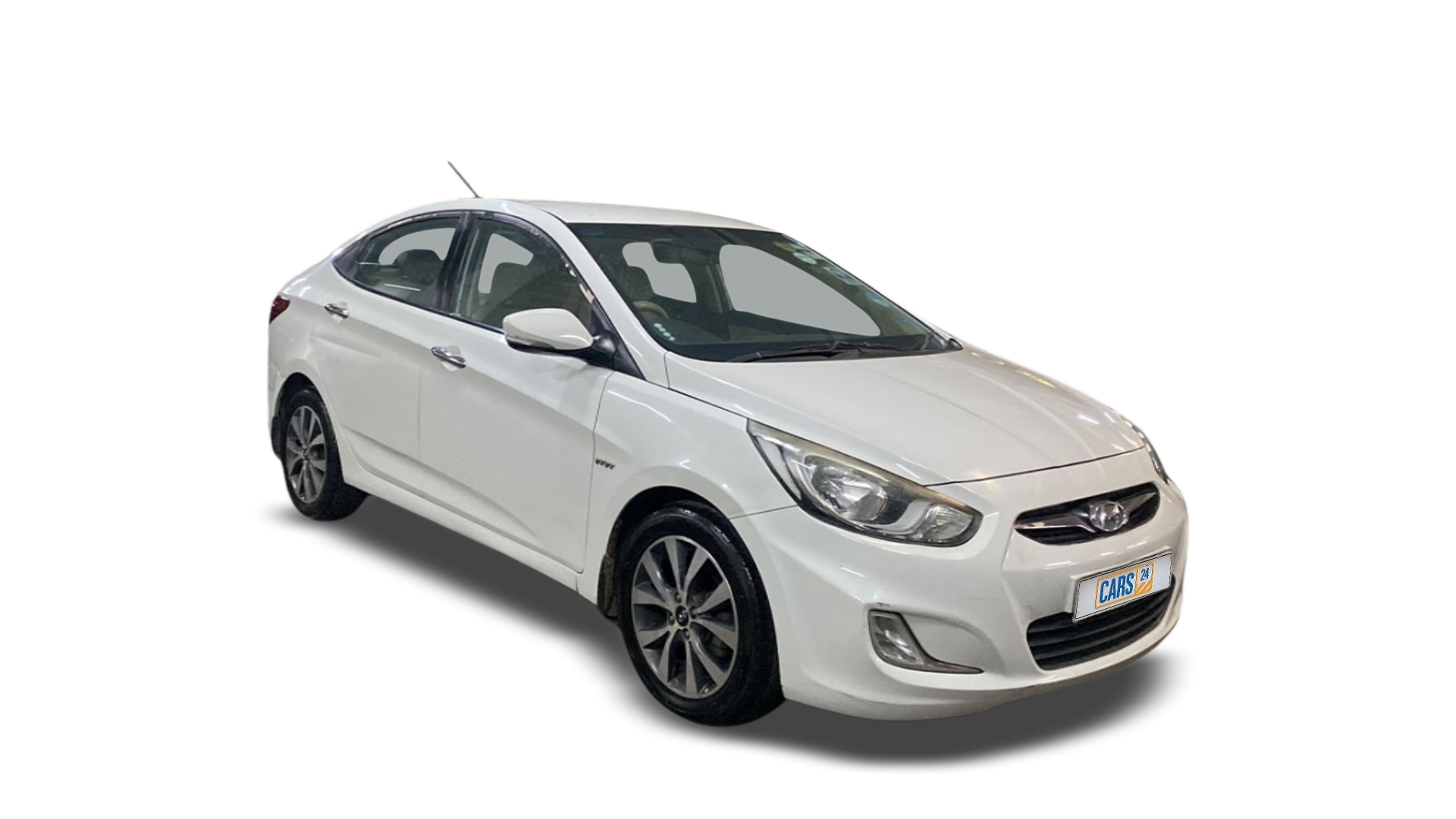 Hyundai Verna-img