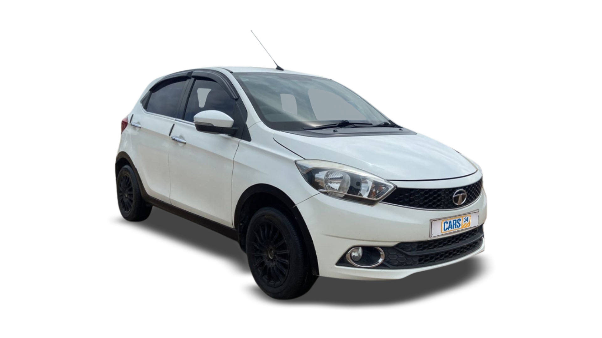 2016 Tata Tiago - Hatchback - Petrol - Manual - ₹4.45 lakh