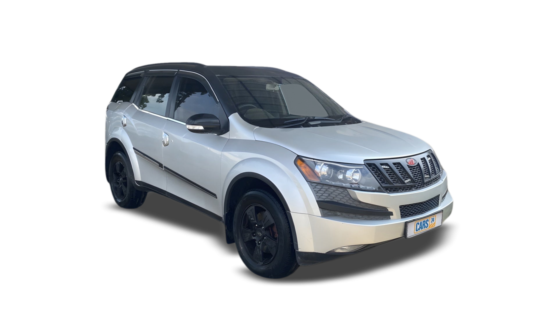 Mahindra XUV500-img