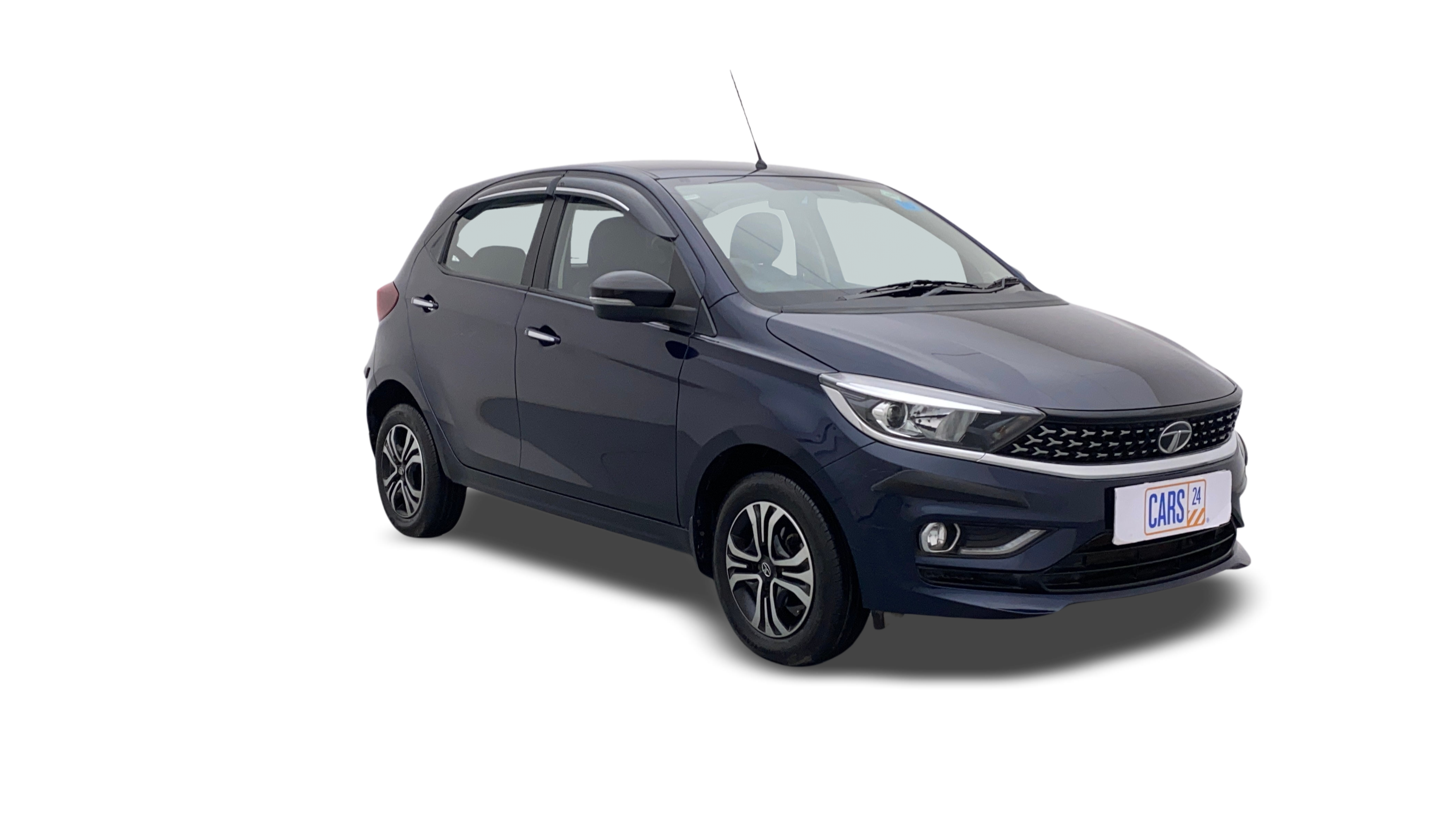 Tata Tiago-img