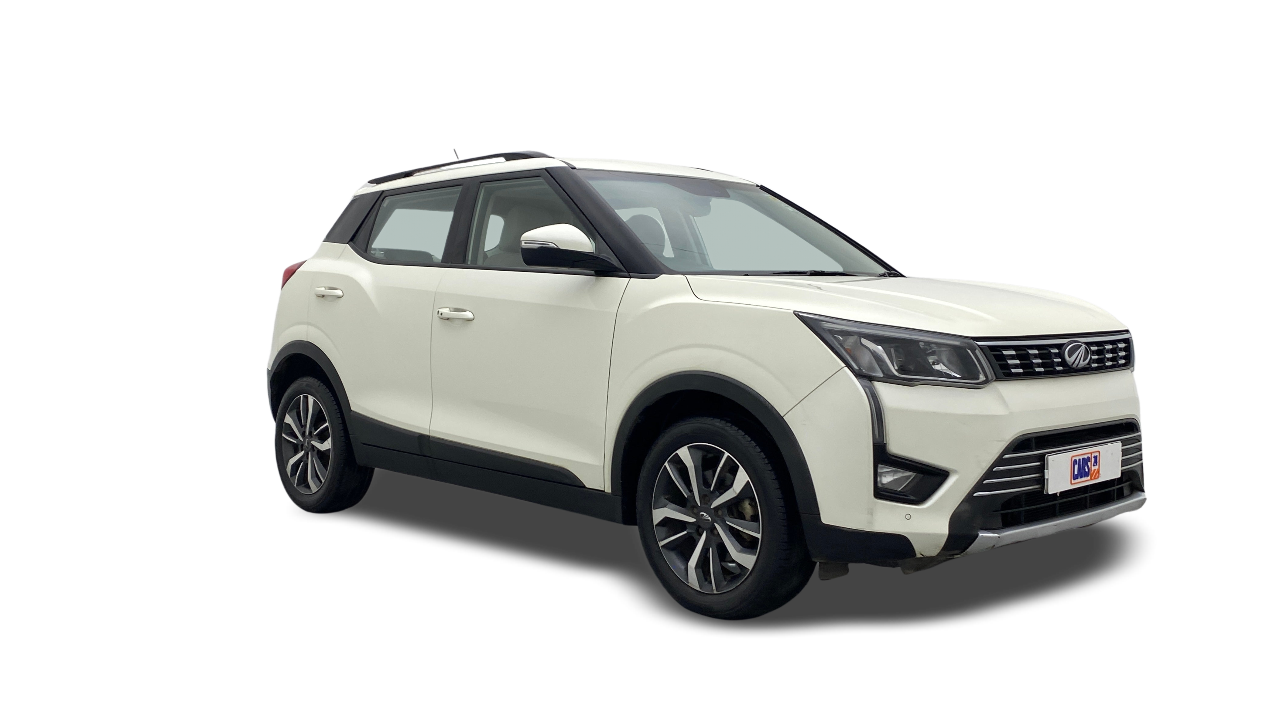 Mahindra XUV300-img