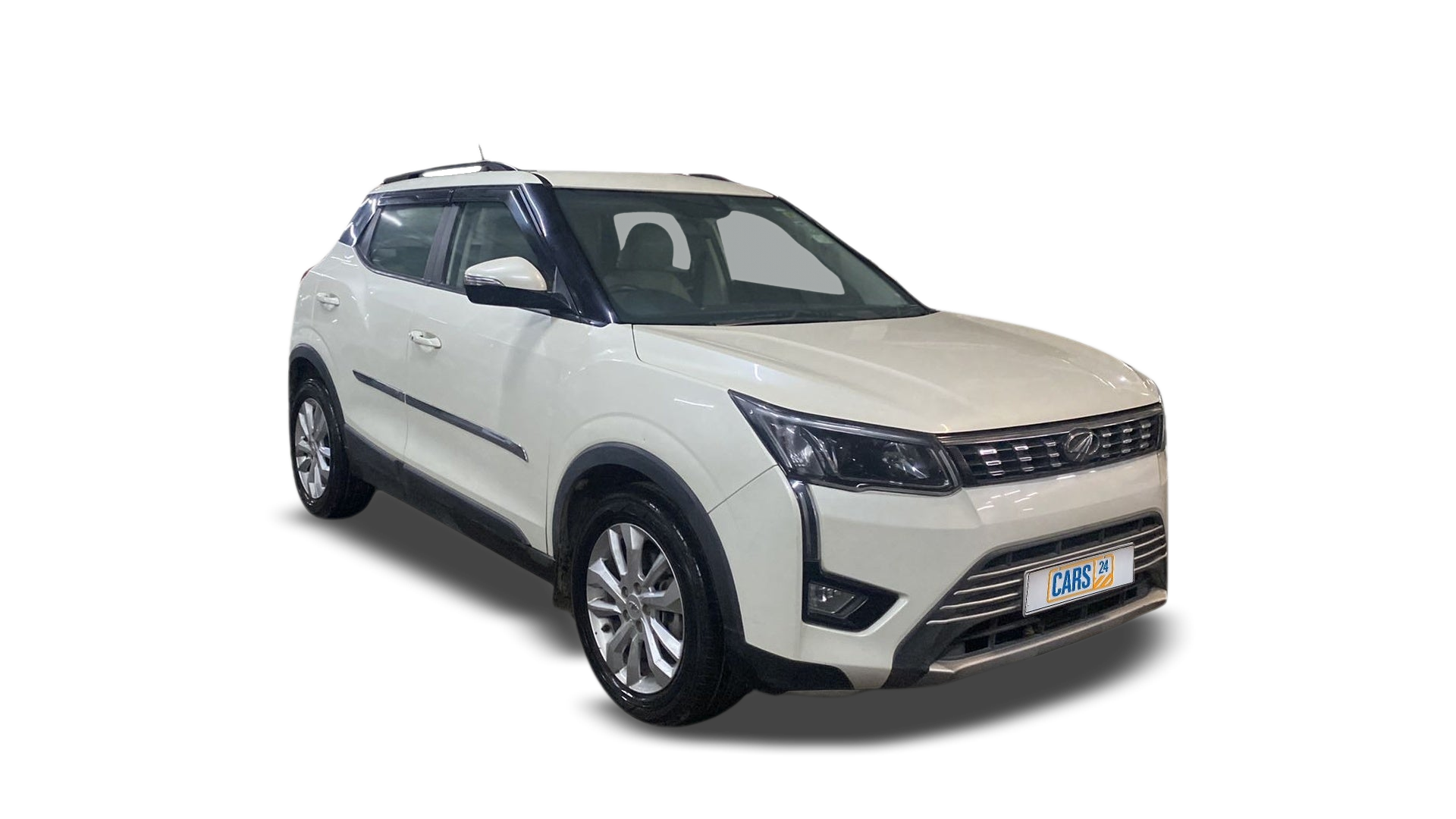 2020 Mahindra XUV300 - SUV - Diesel - Automatic - ₹9.61 lakh