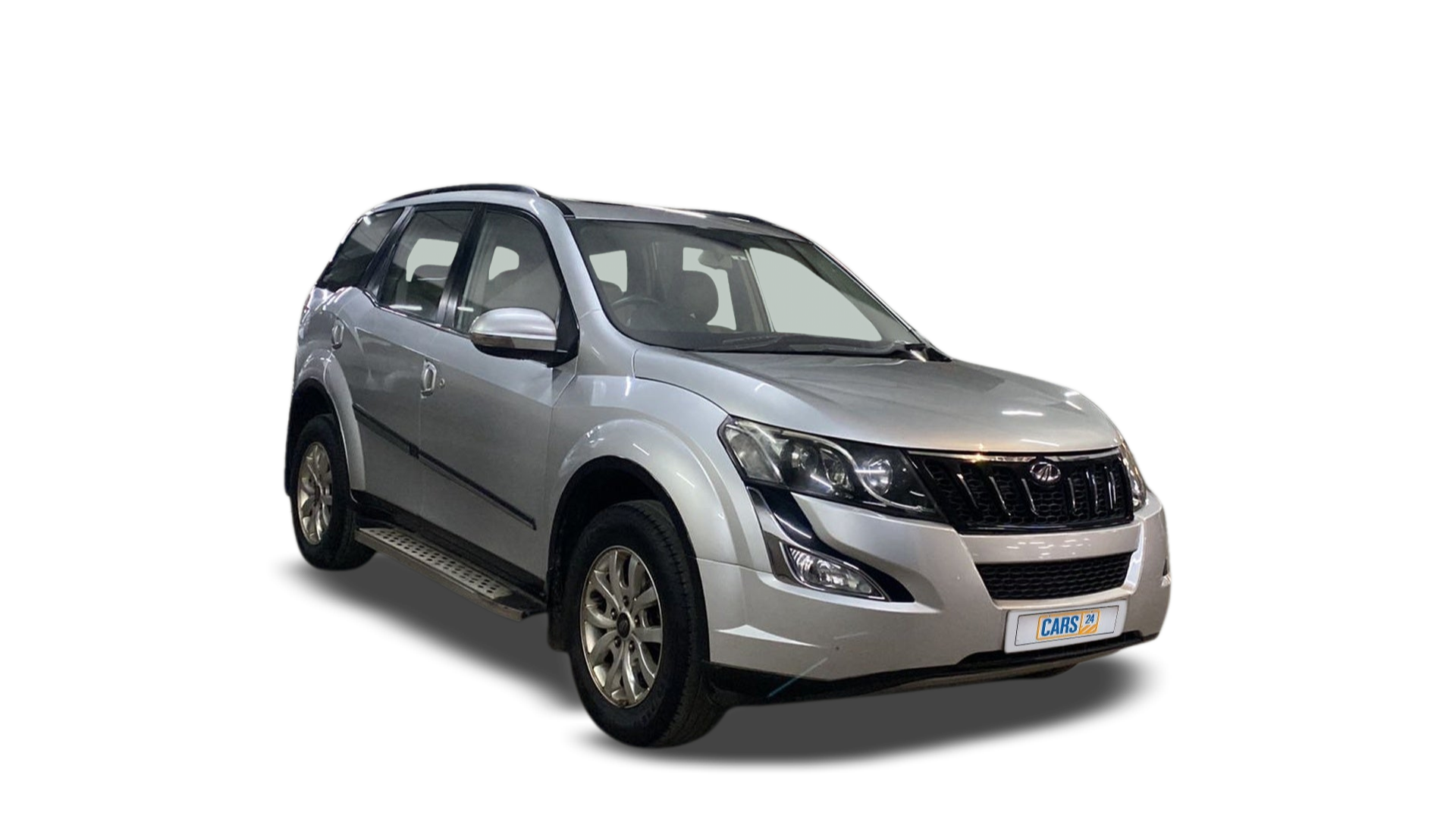 Mahindra XUV500-img