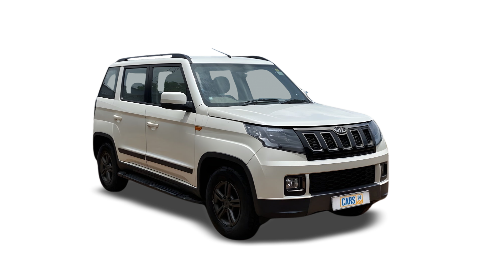 Mahindra TUV300-img