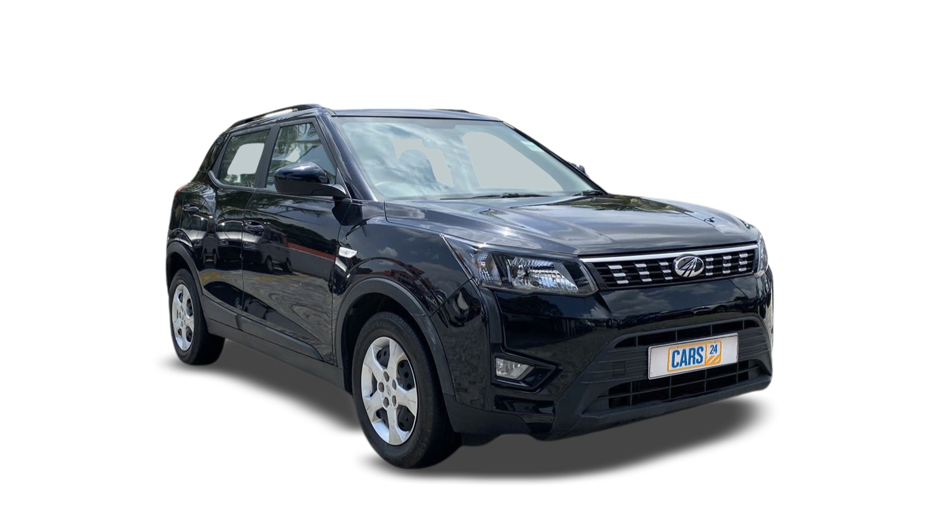 Mahindra XUV300-img