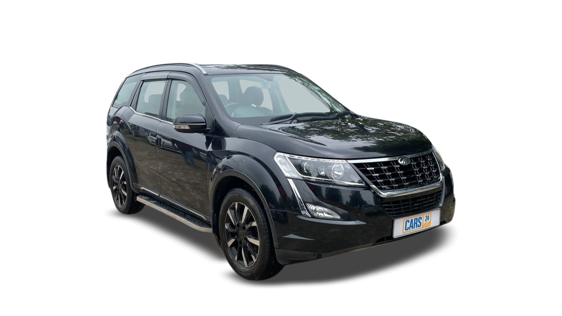 Mahindra XUV500-img