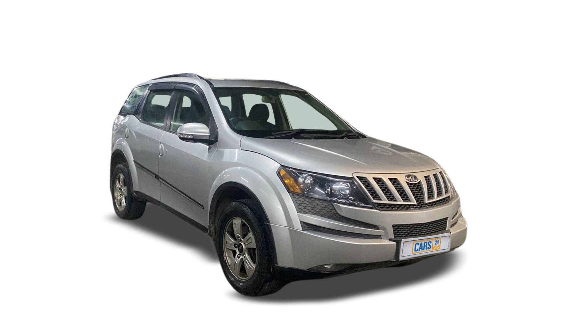 Mahindra XUV500-img