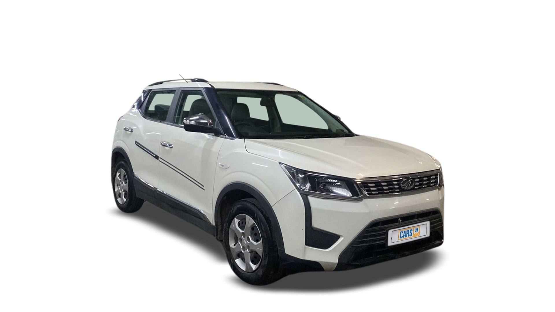 2020 Mahindra XUV300 - SUV - Petrol - Manual - ₹7.57 lakh
