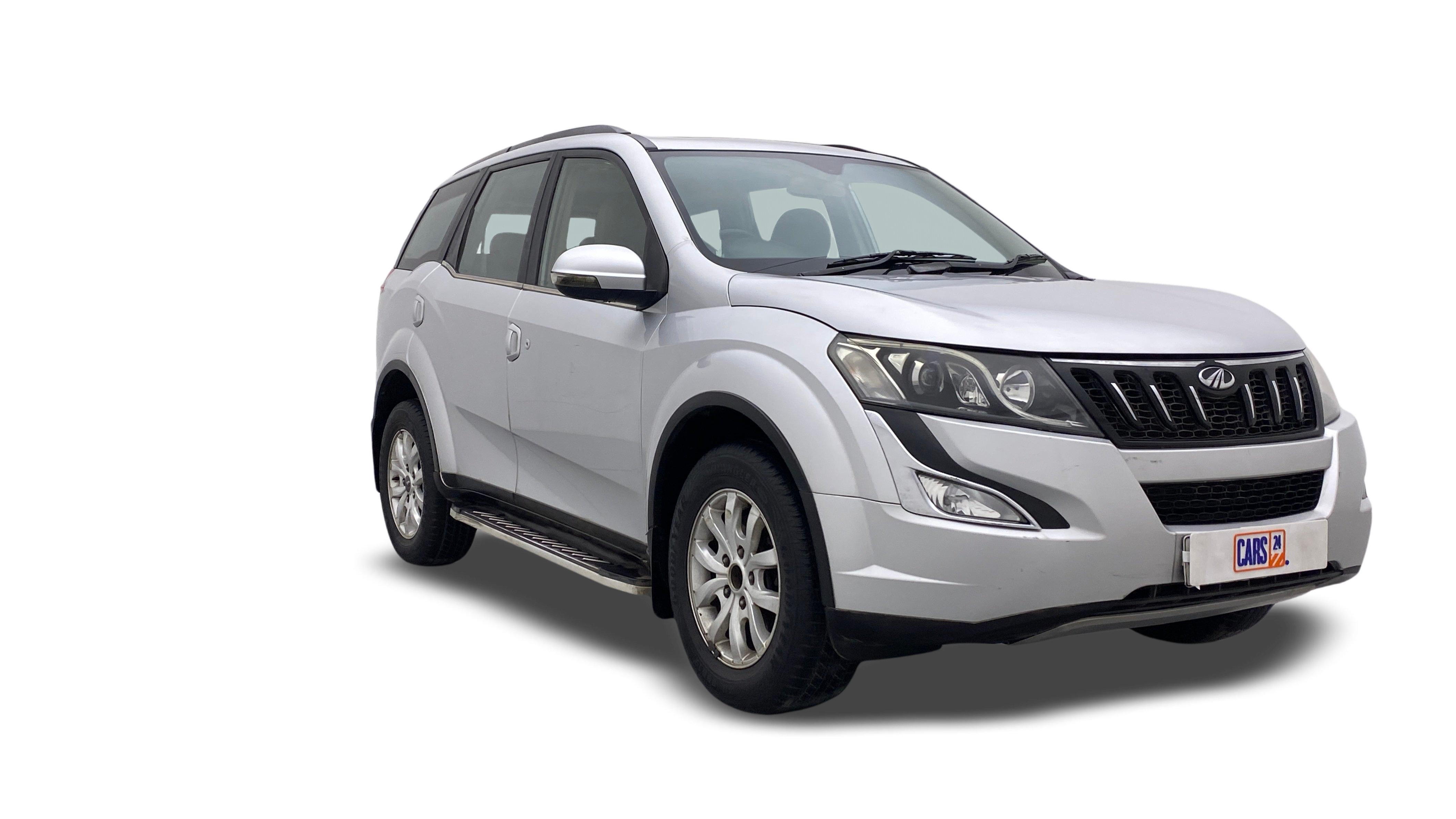 Mahindra XUV500-img