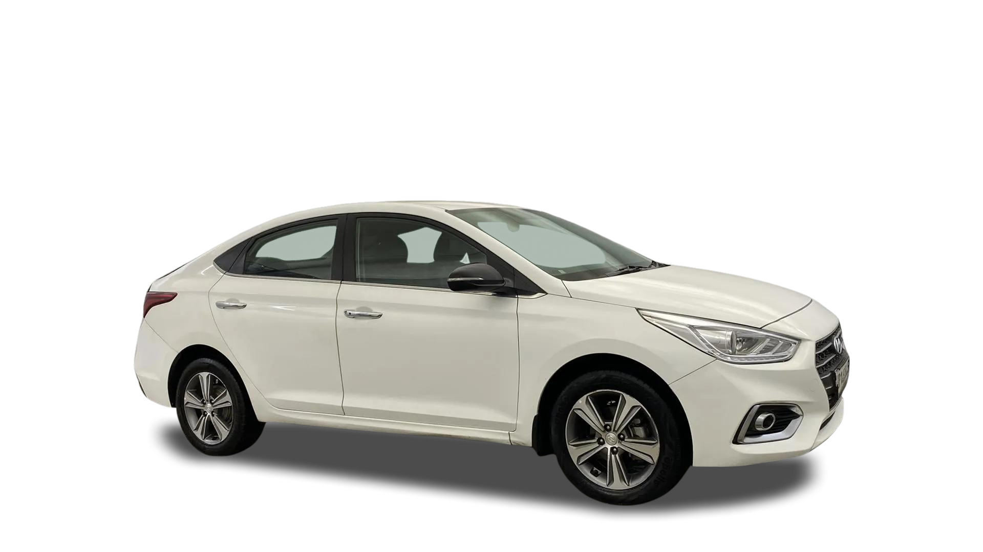 Hyundai Verna-img