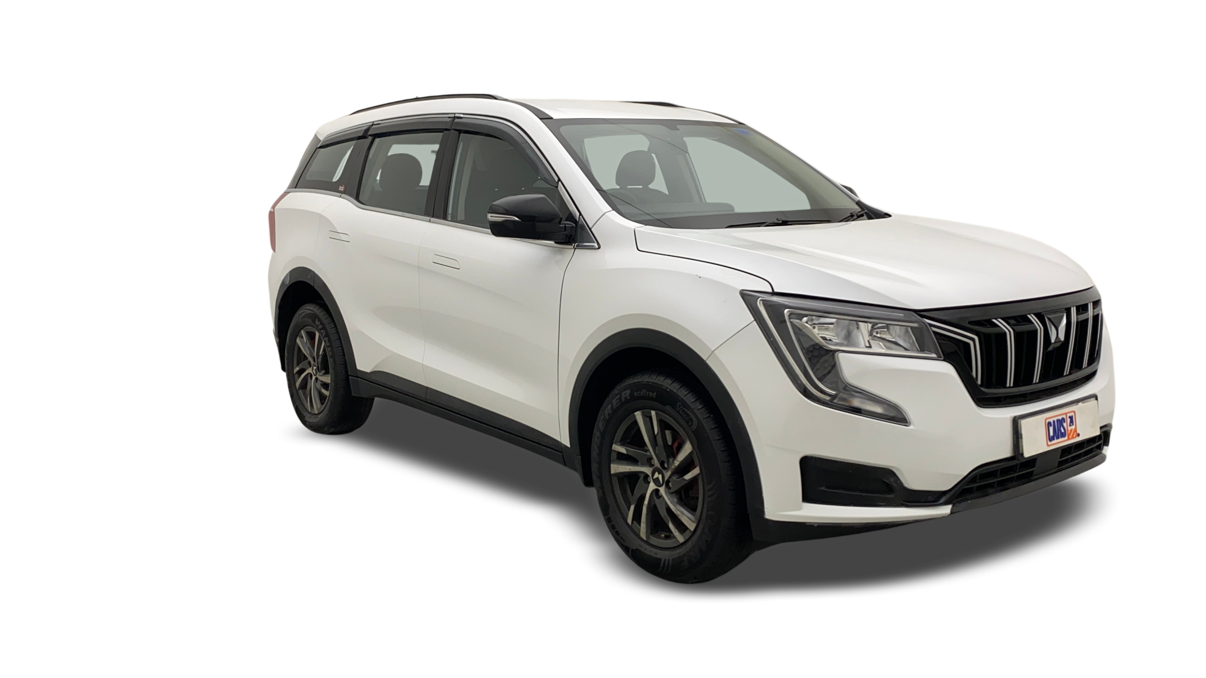 2023 Mahindra XUV700 - SUV - Petrol - Manual - ₹14.90 lakh