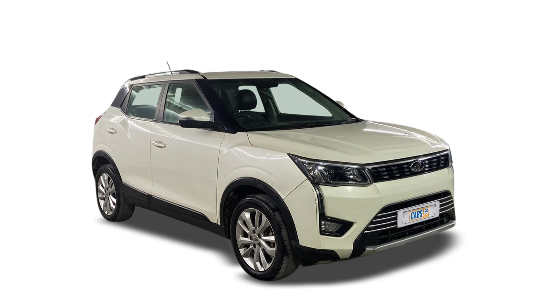 2020 Mahindra XUV300 - SUV - Diesel - Automatic - ₹8.72 lakh