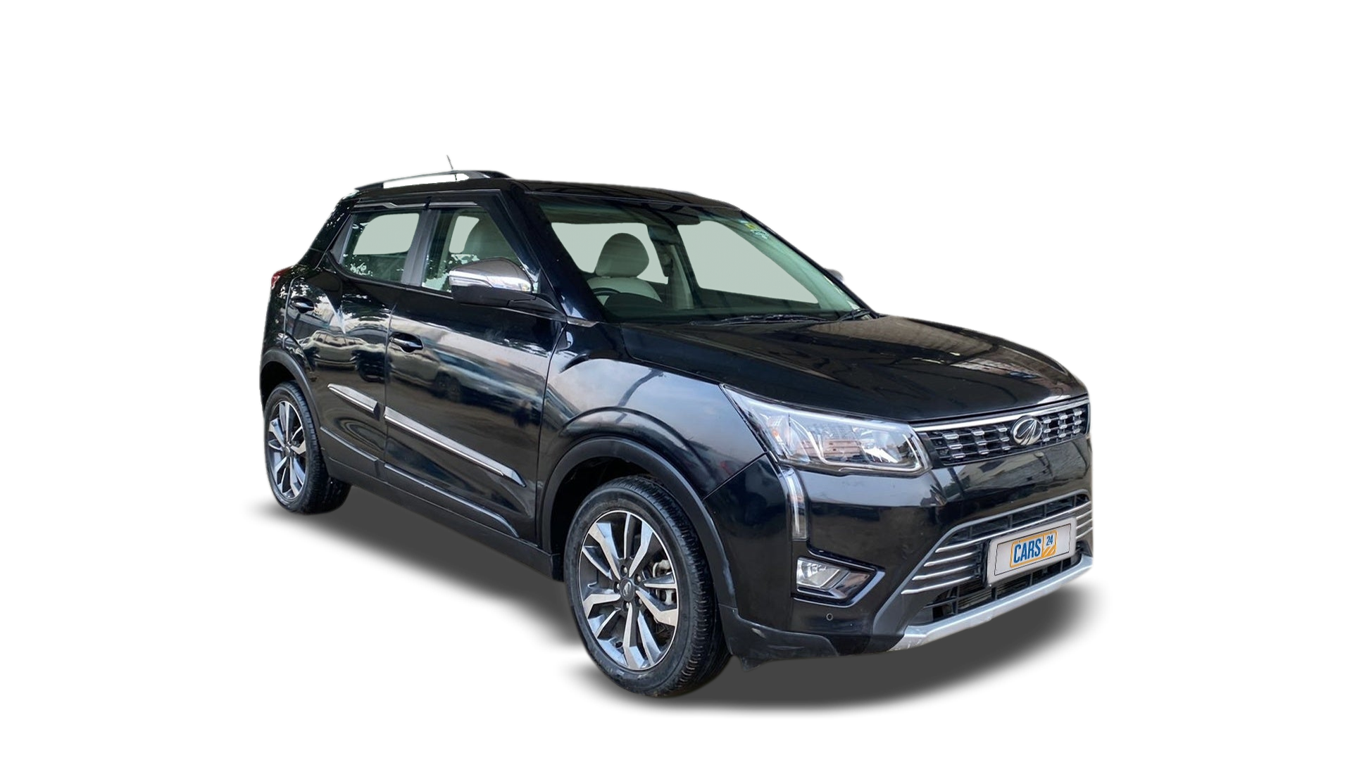 2020 Mahindra XUV300 - SUV - Petrol - Manual - ₹8.24 lakh