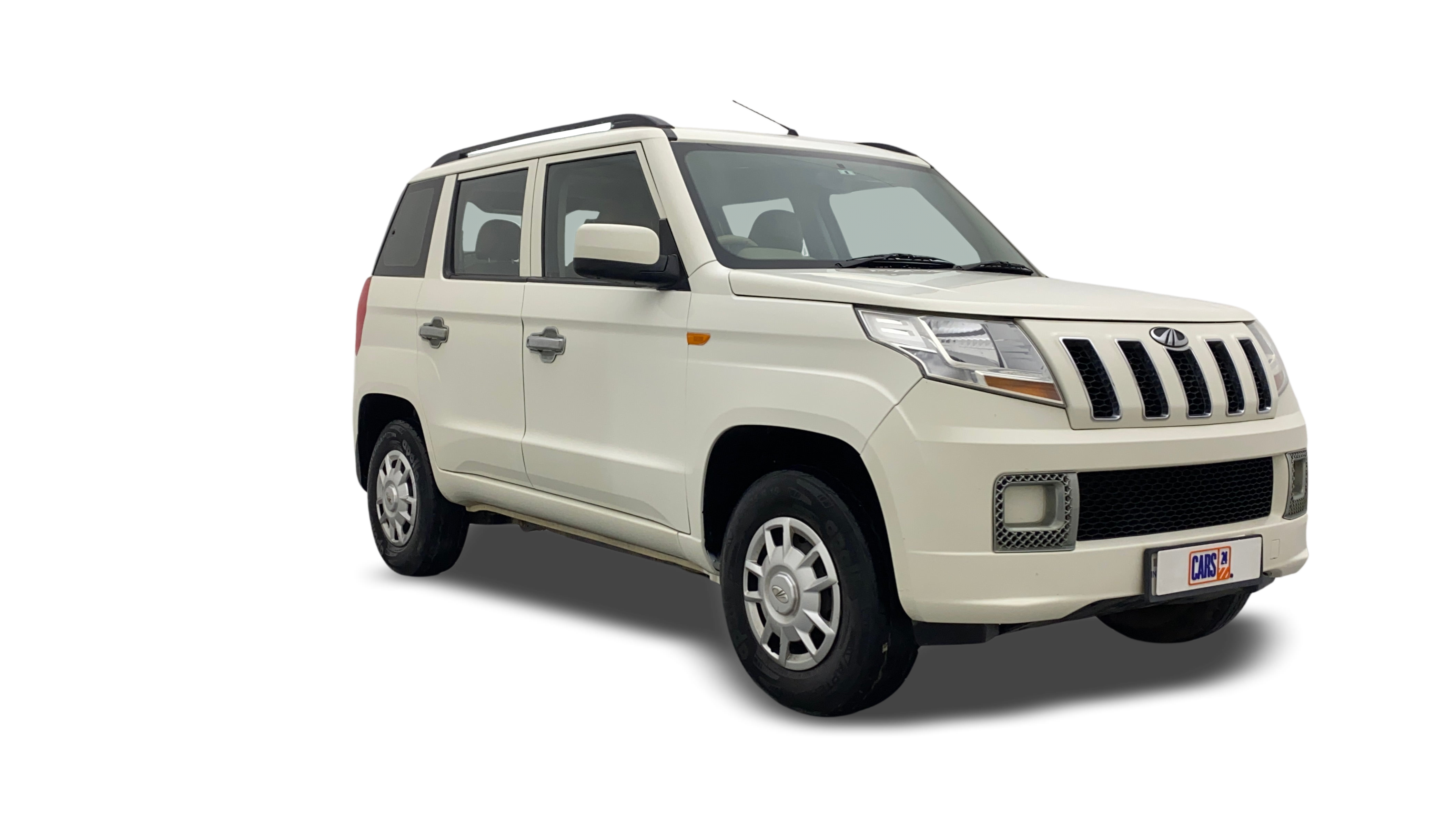 Mahindra TUV300-img