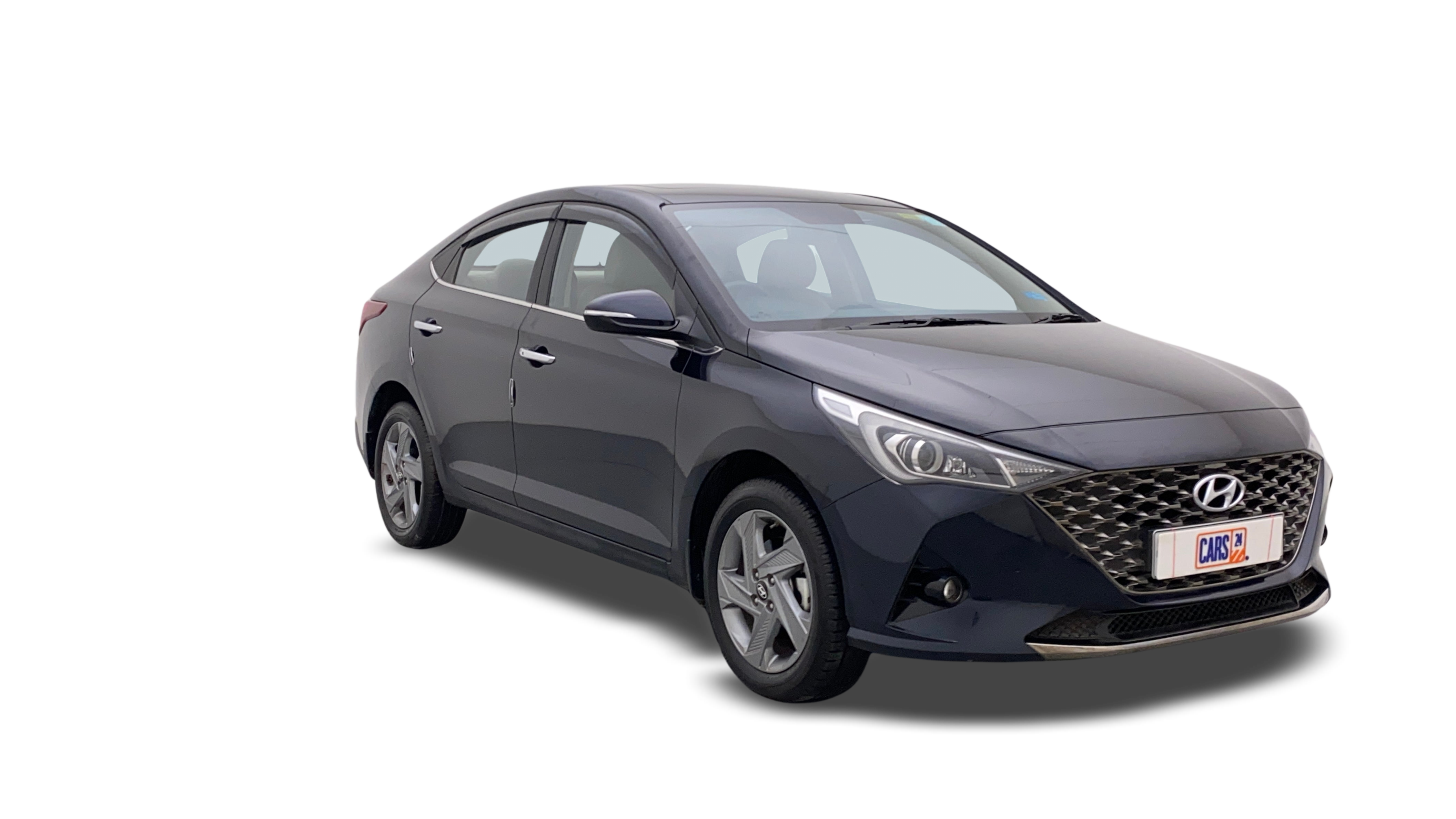 Hyundai Verna-img