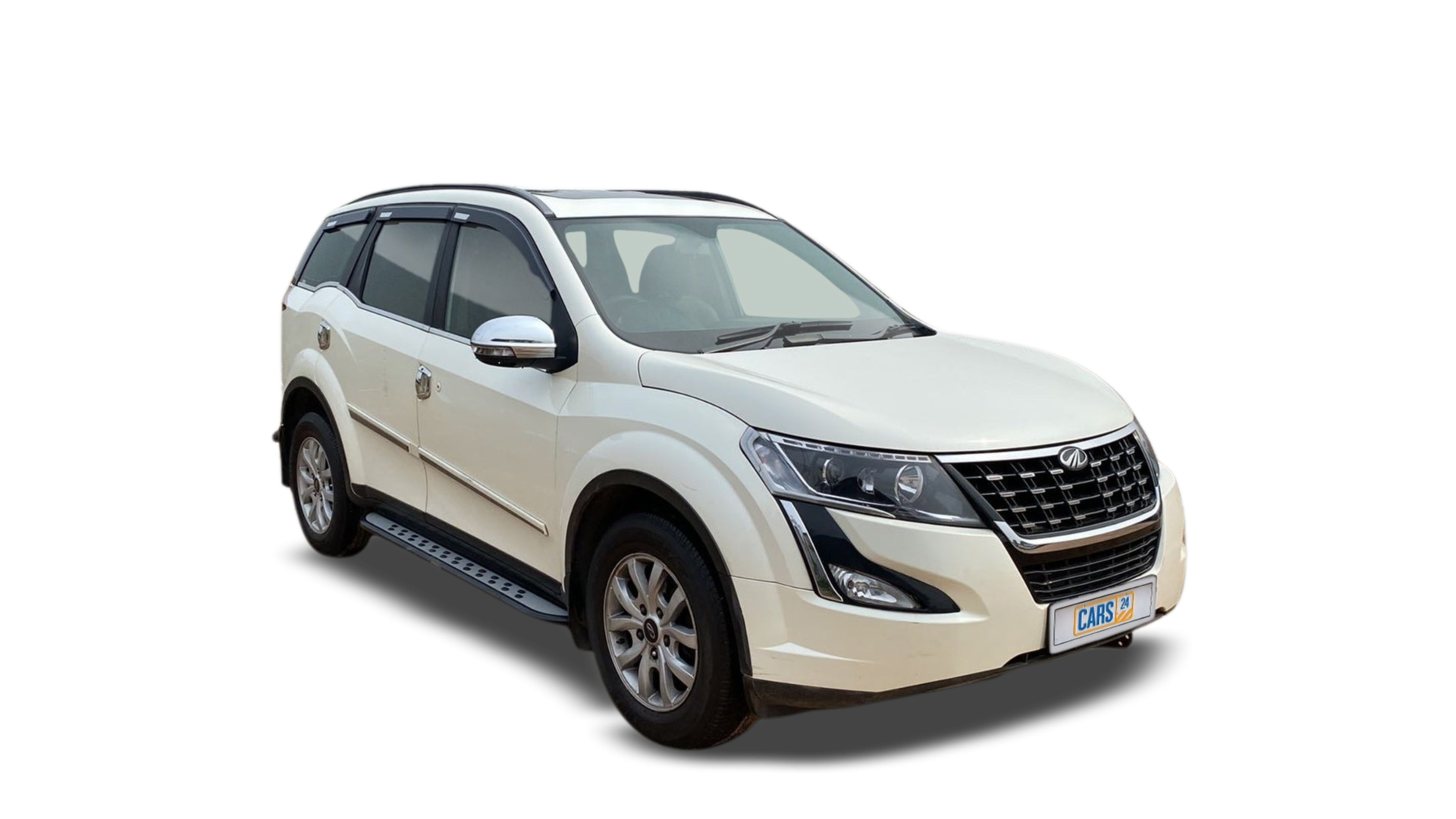 Mahindra XUV500-img