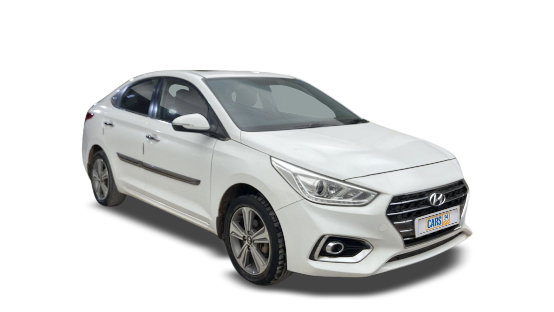 Hyundai Verna-img