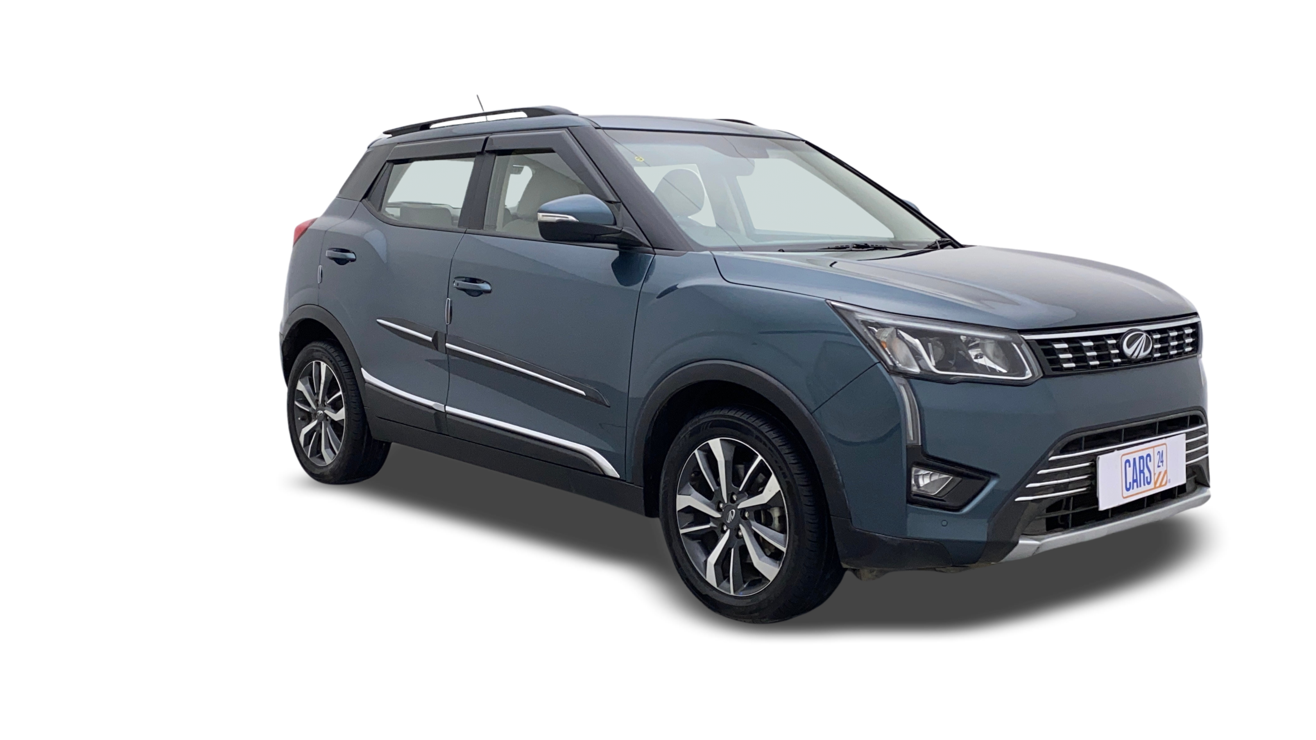 2021 Mahindra XUV300 - SUV - Petrol - Automatic - ₹8.65 lakh