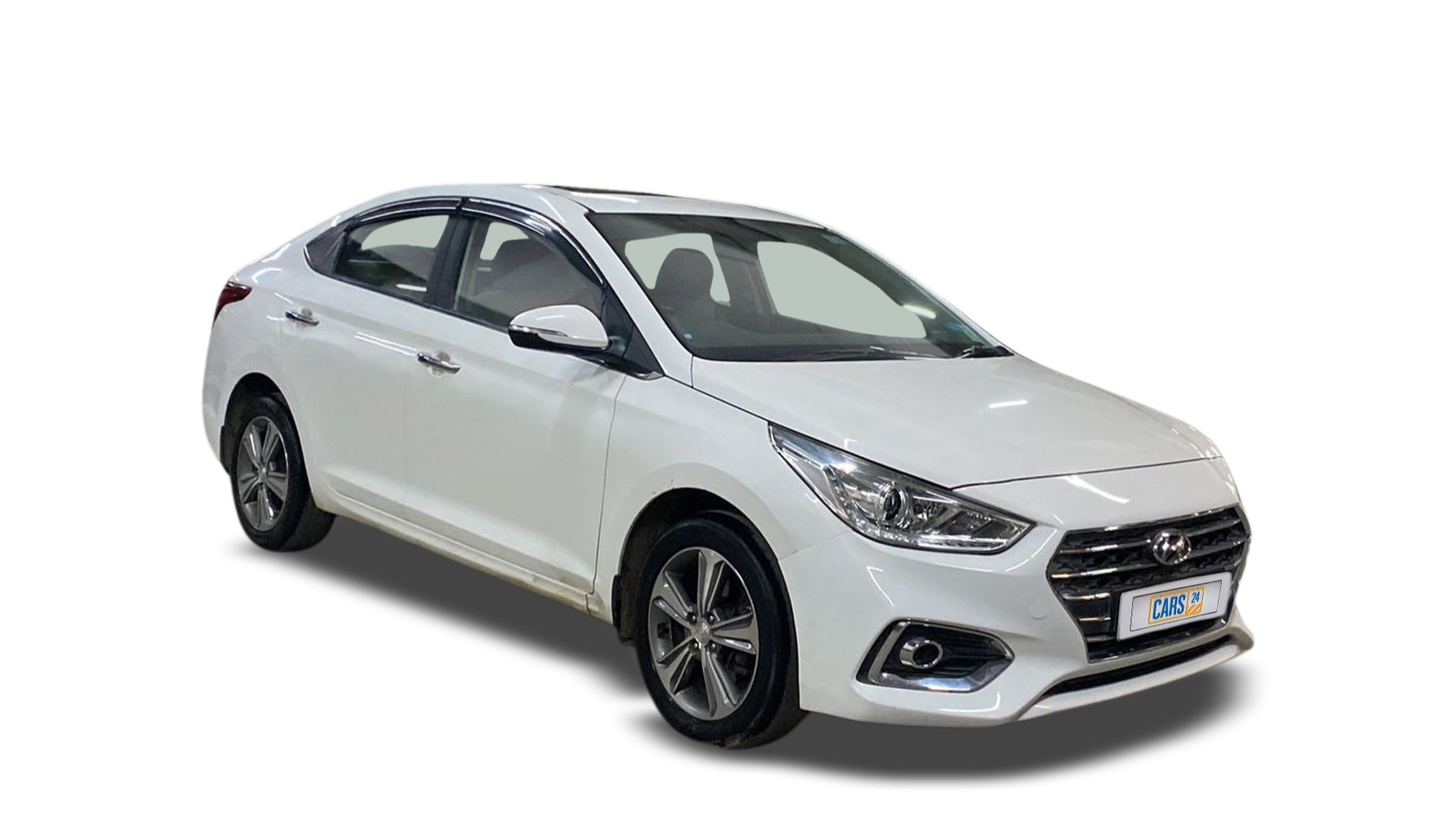 Hyundai Verna-img
