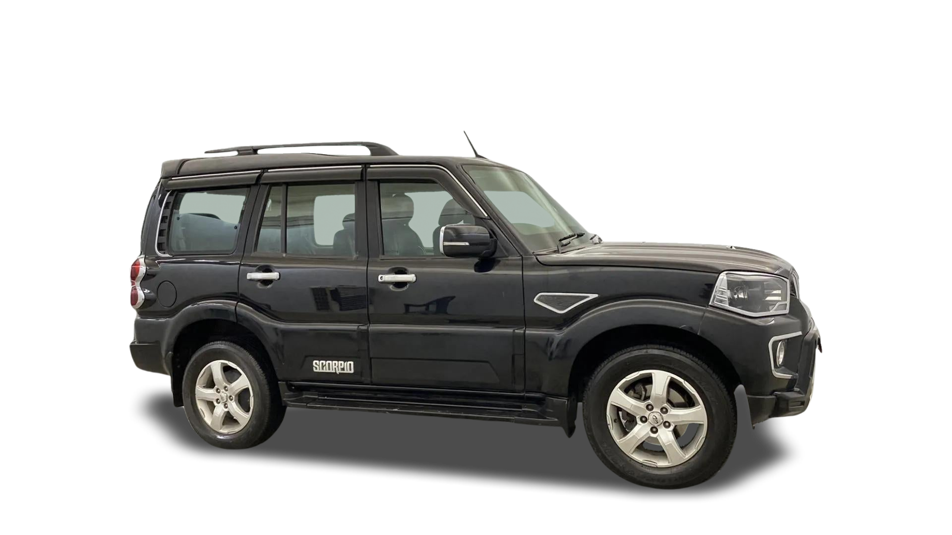 Mahindra Scorpio-img