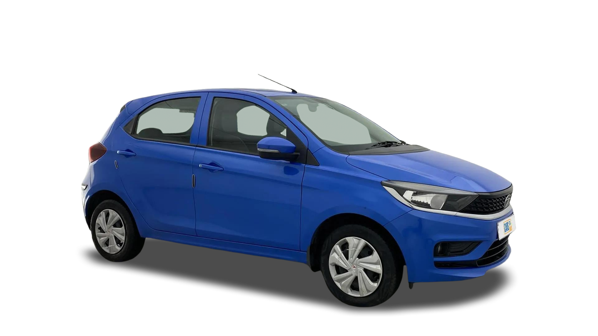 Tata Tiago-img