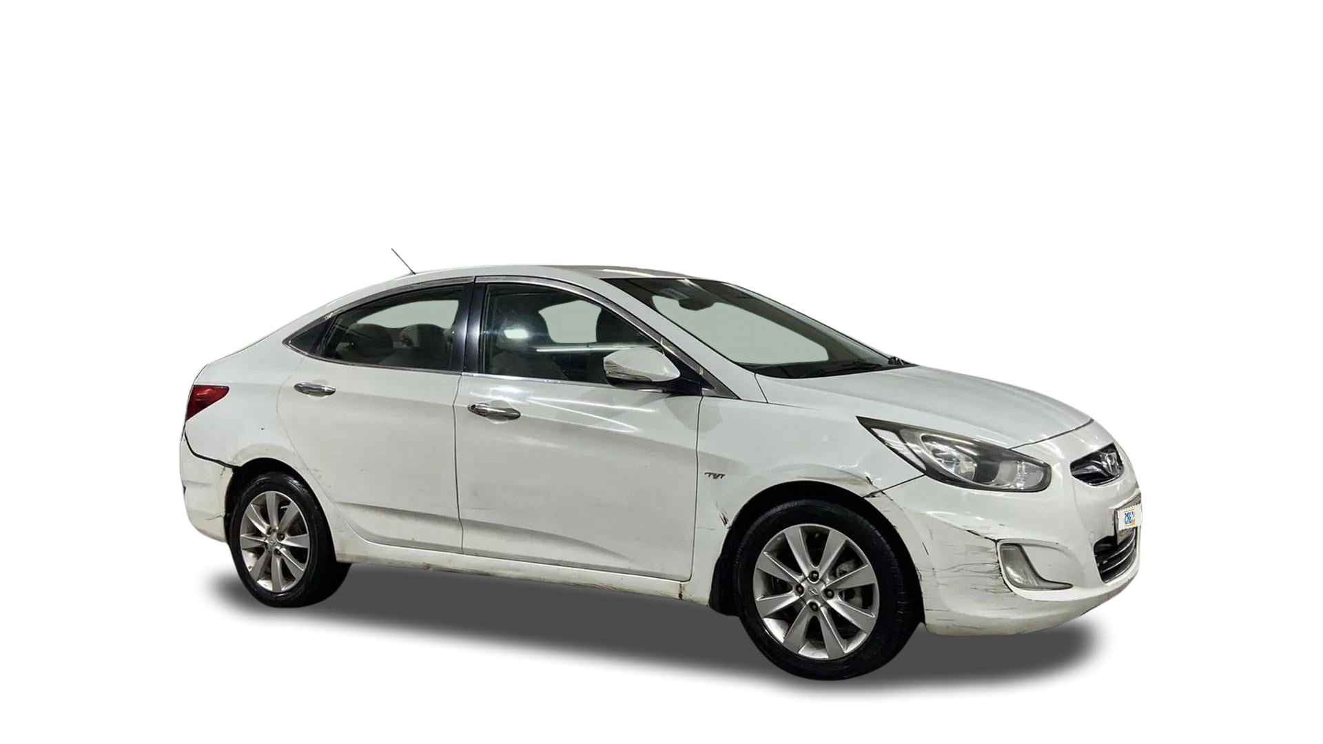 Hyundai Verna-img