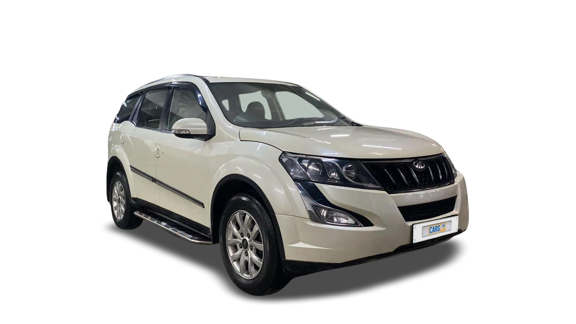 Mahindra XUV500-img