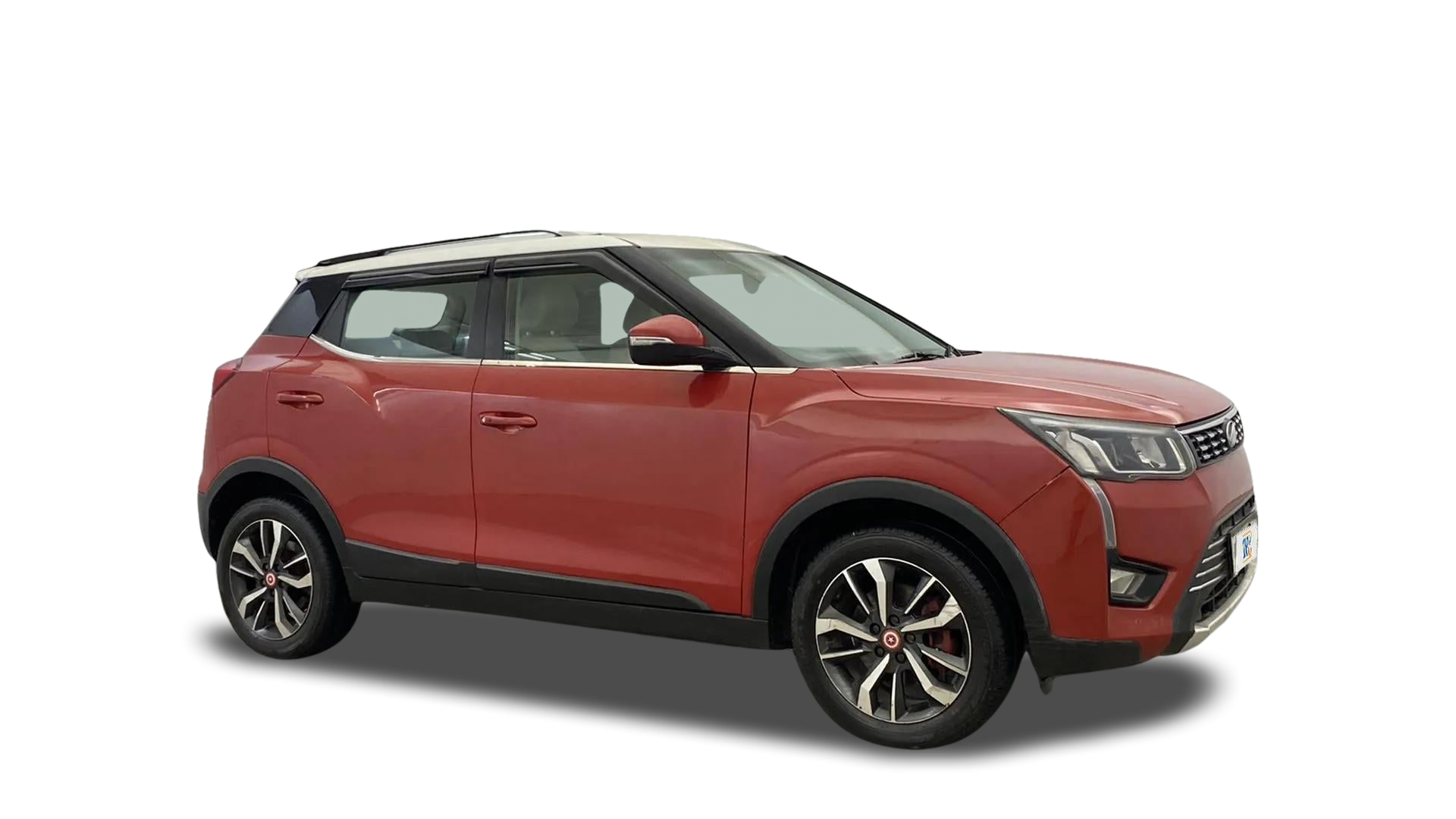 2019 Mahindra XUV300 - SUV - Petrol - Manual - ₹6.12 lakh