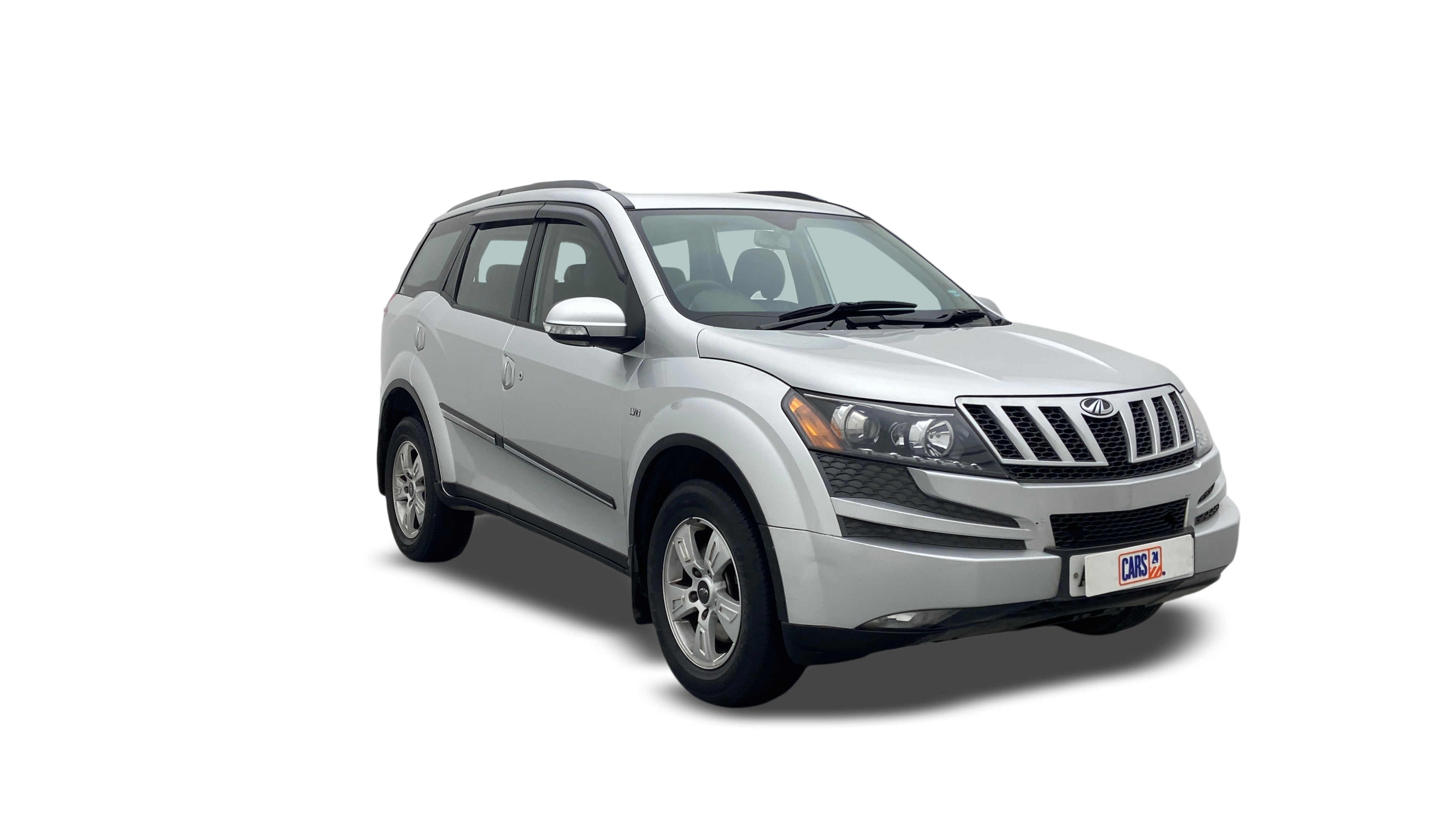 Mahindra XUV500-img