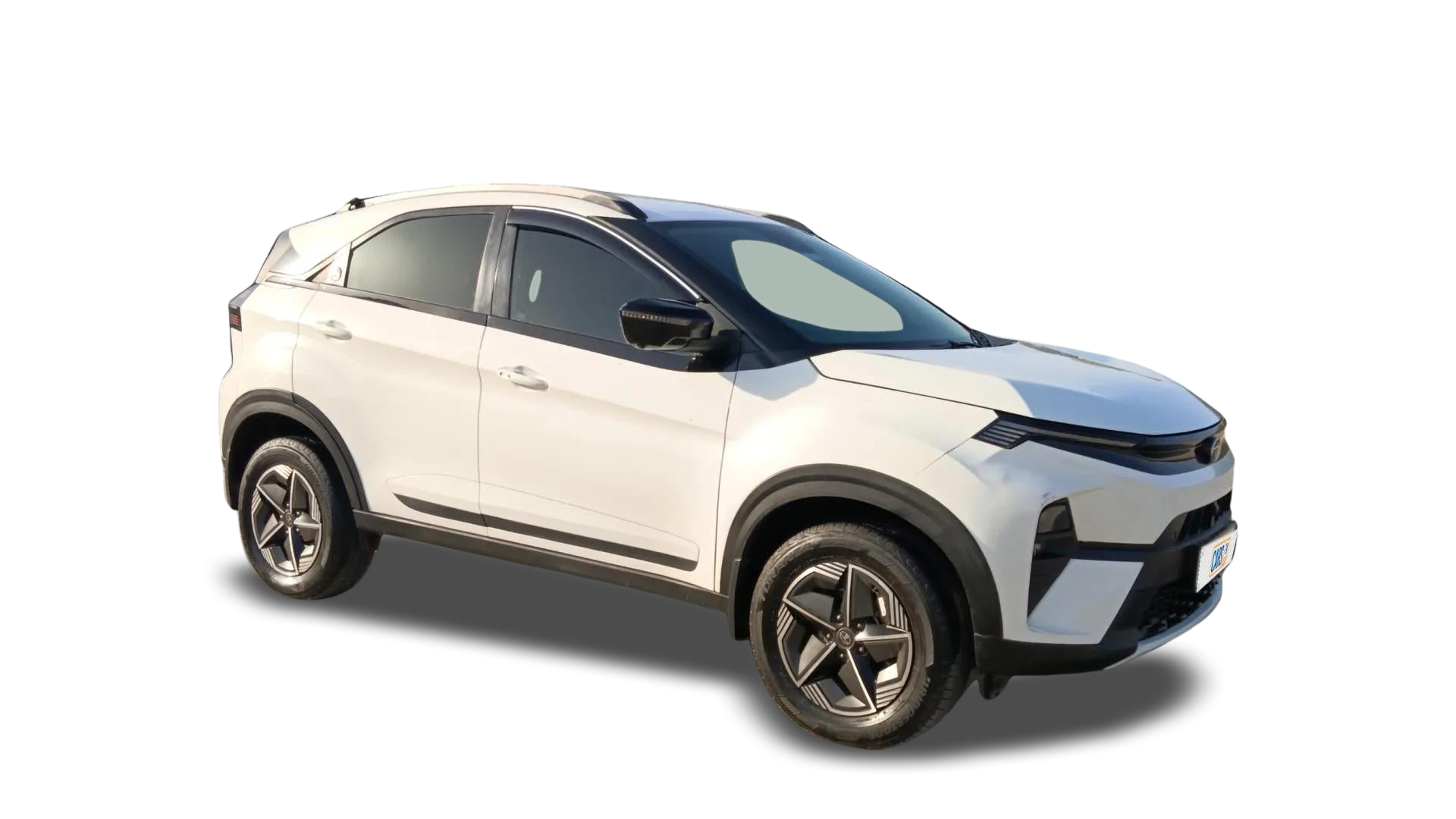 Tata NEXON-img