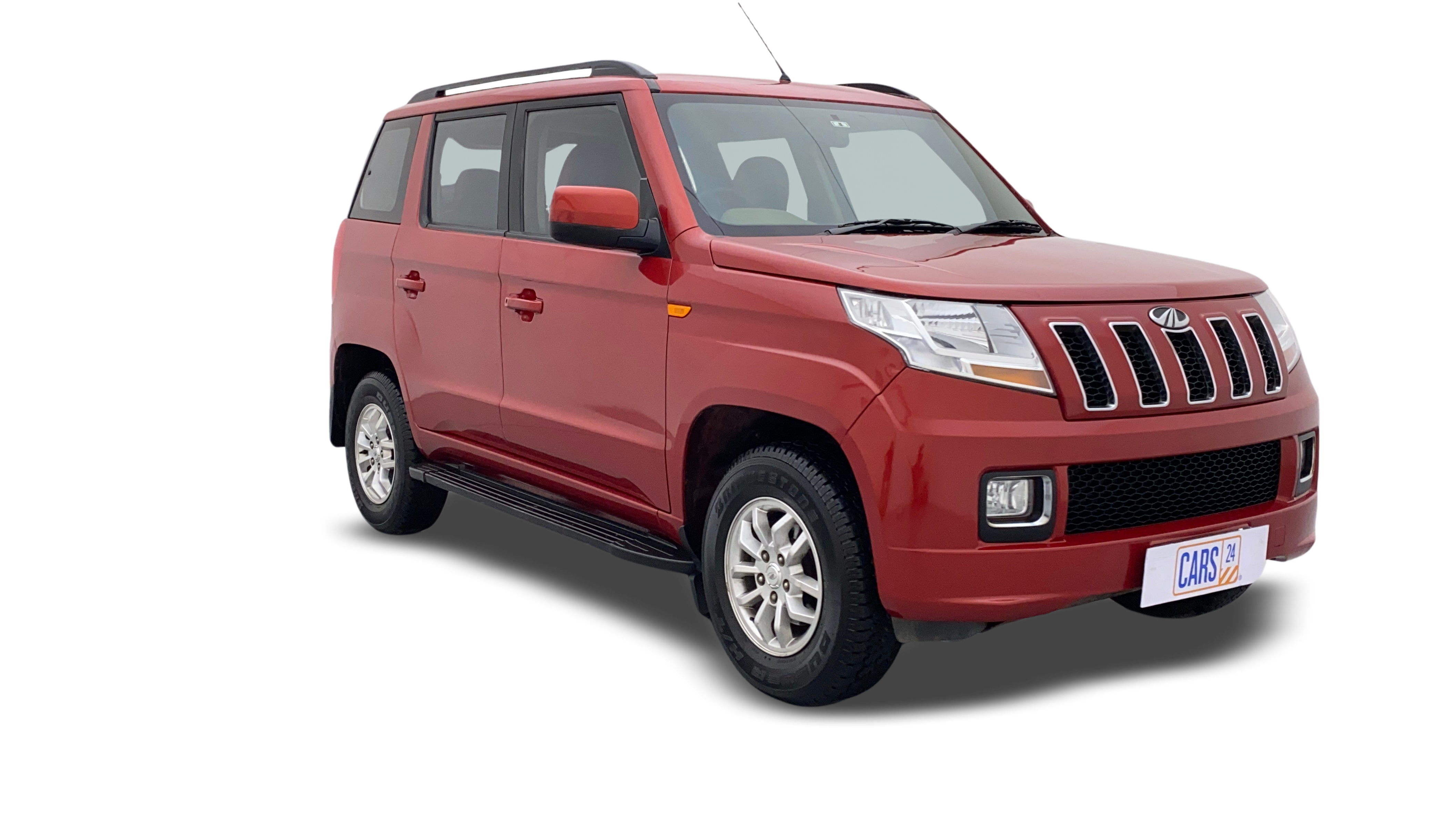 Mahindra TUV300-img