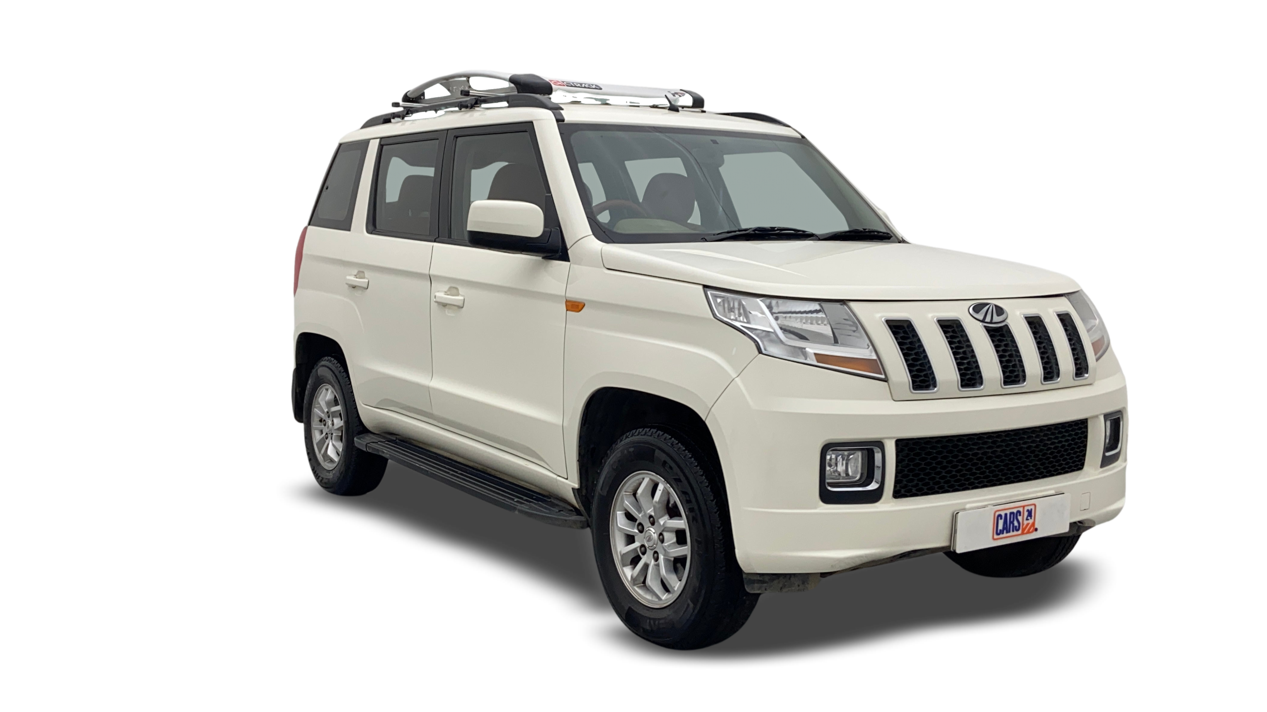 Mahindra TUV300-img