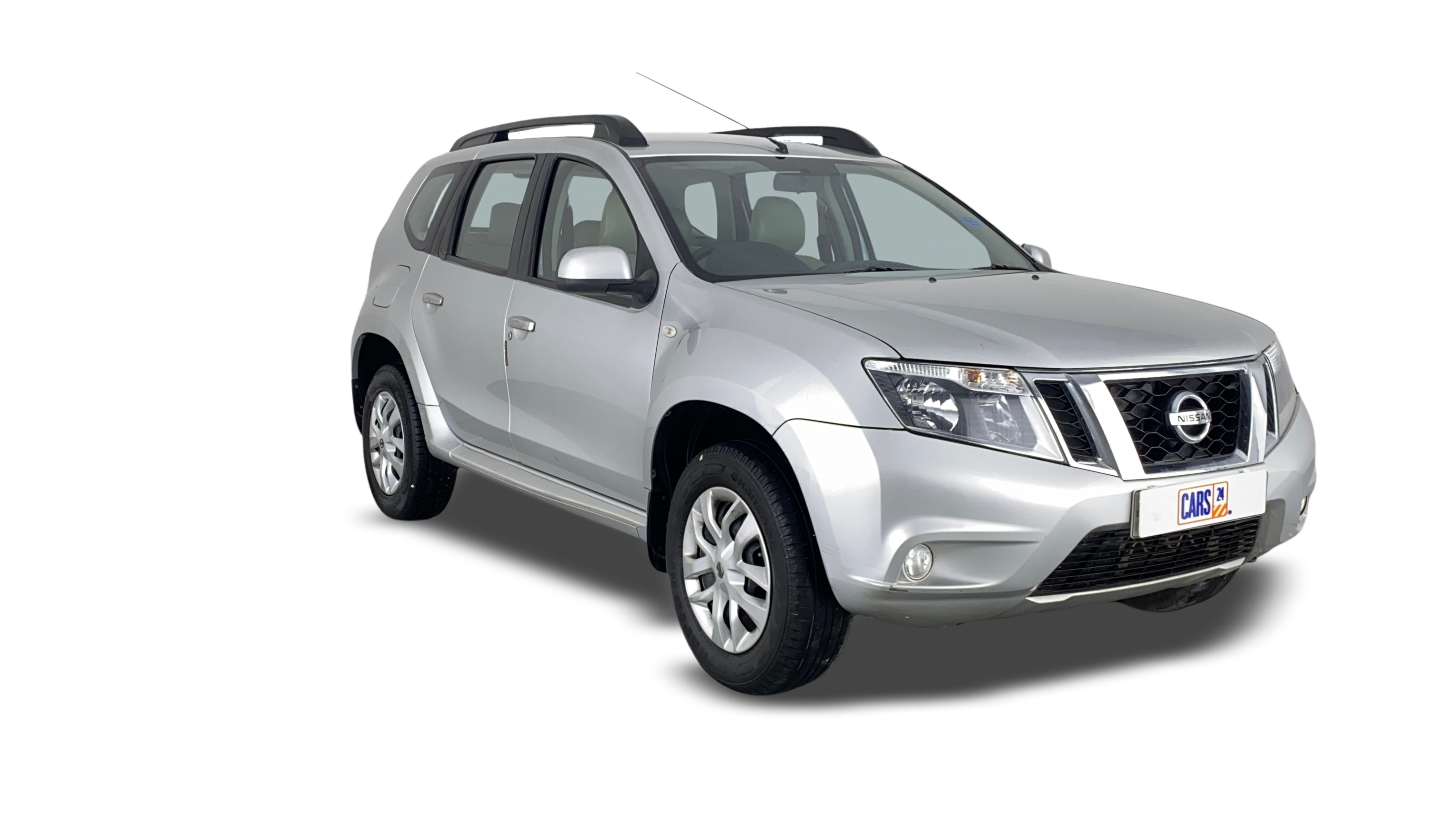 2016 Nissan Terrano - SUV - Petrol - Manual - ₹5.35 lakh