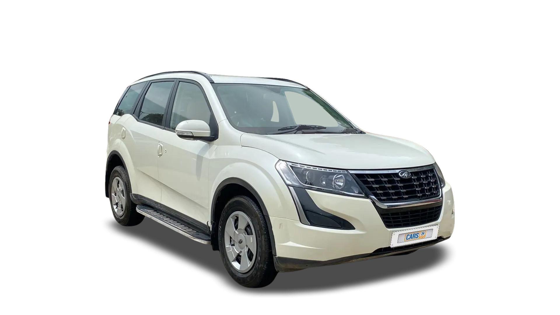 Mahindra XUV500-img