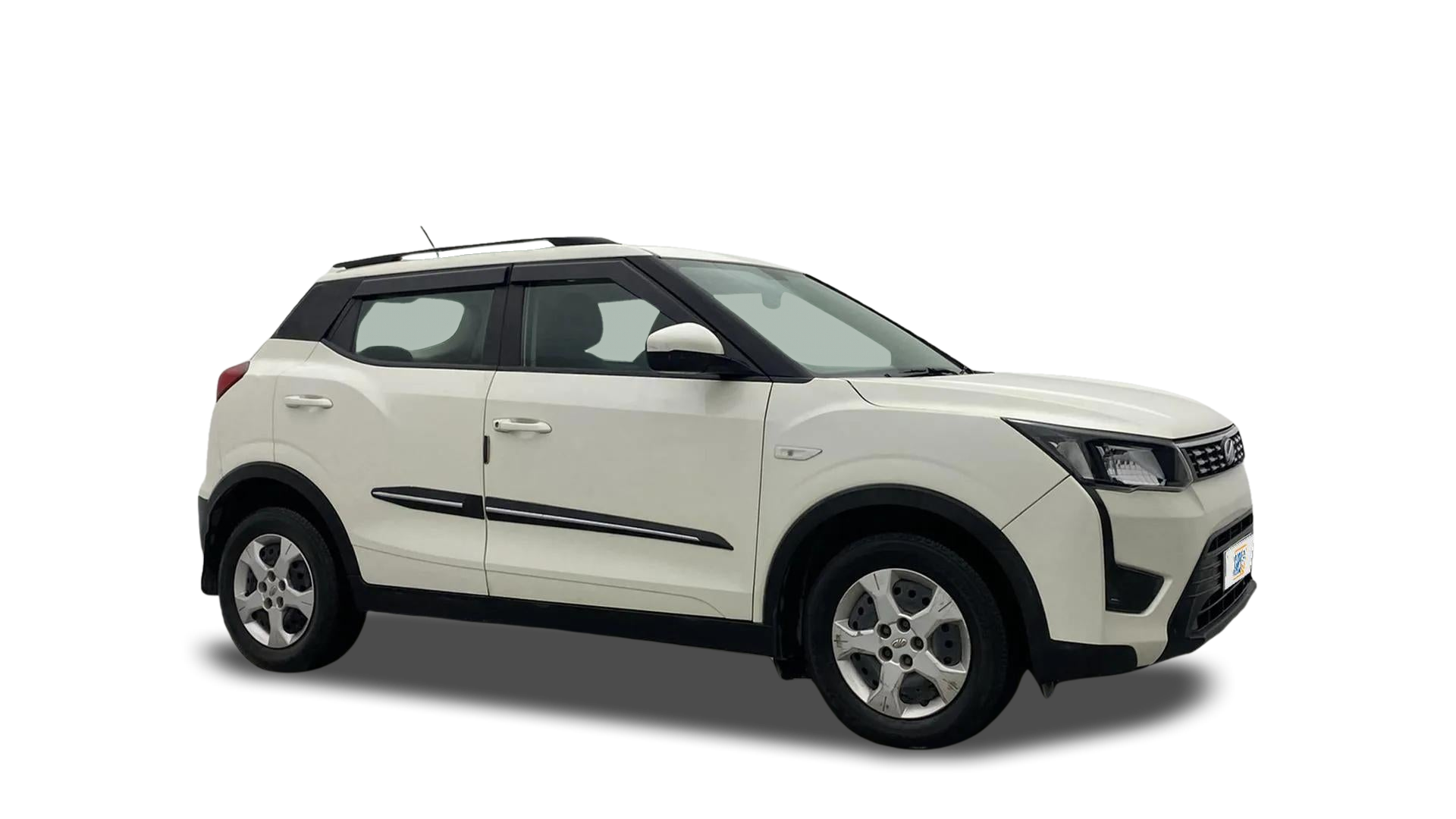 2022 Mahindra XUV300 - SUV - Petrol - Automatic - ₹7.66 lakh