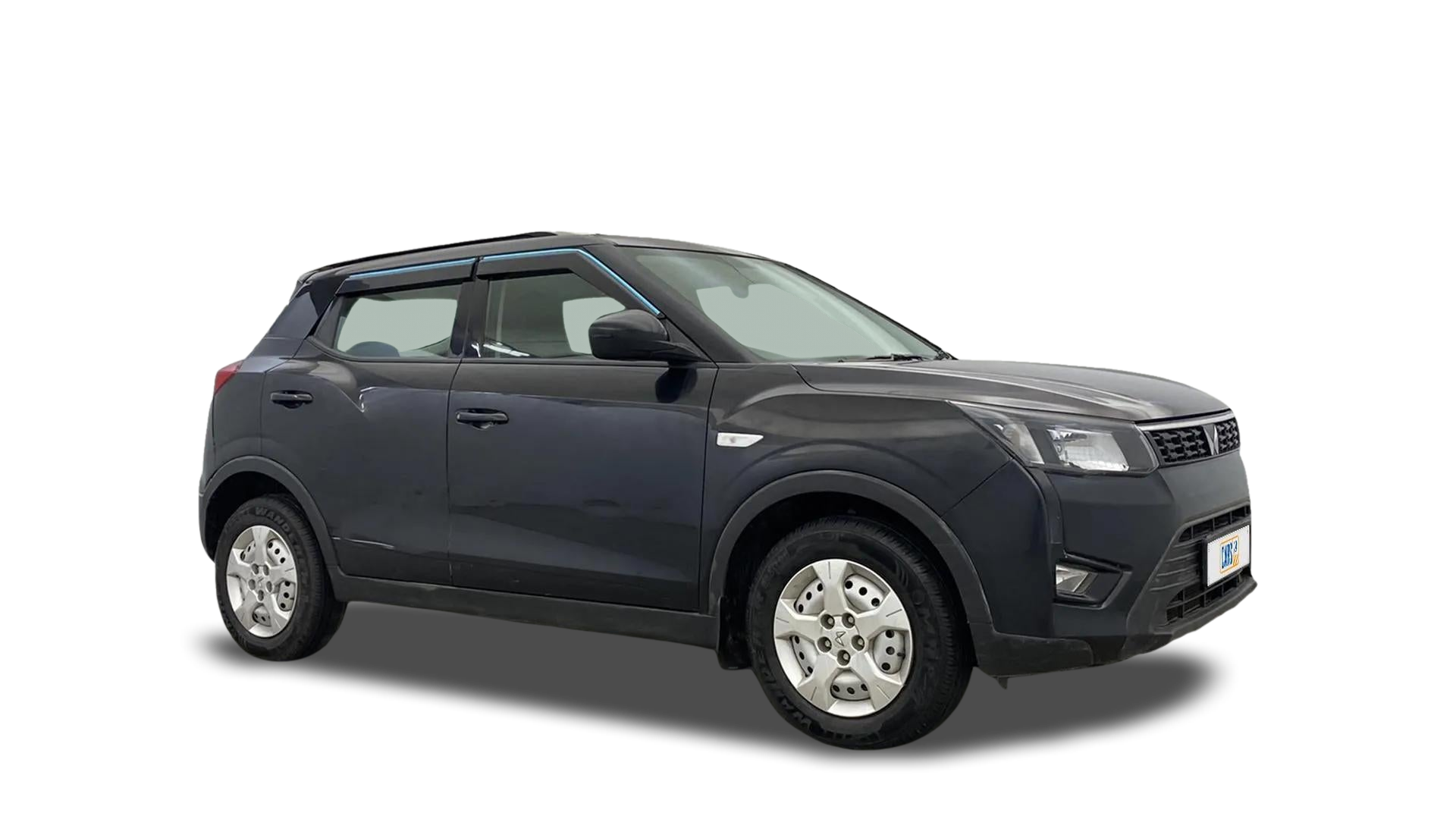 Mahindra XUV300-img
