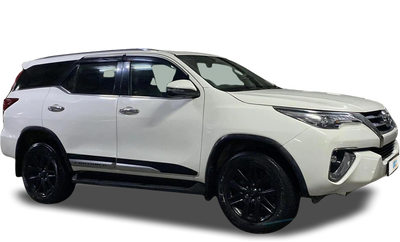 Toyota Fortuner-img