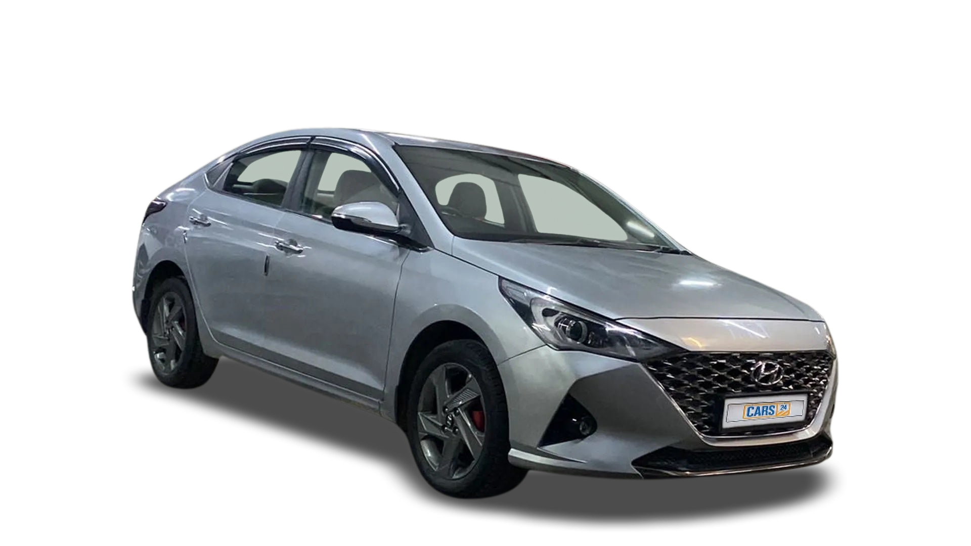 Hyundai Verna-img