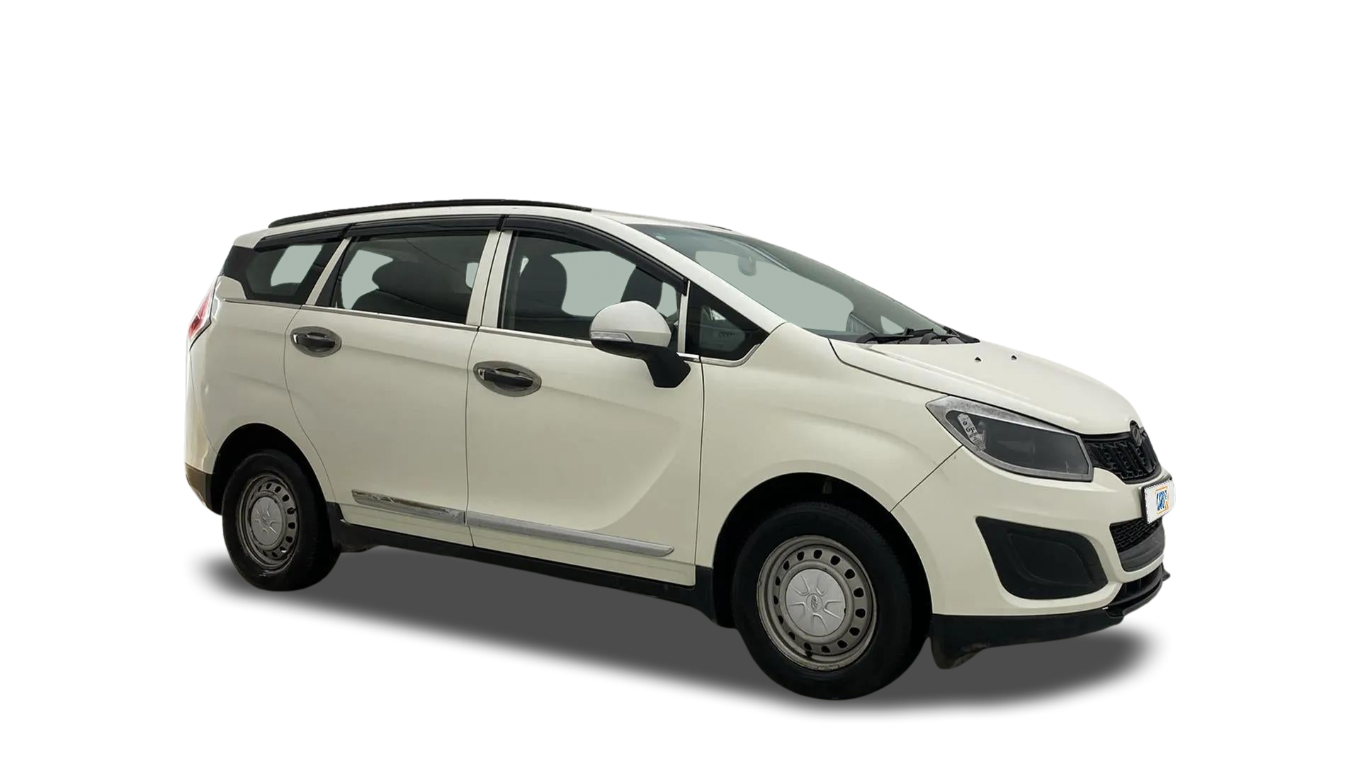 Mahindra MARAZZO-img