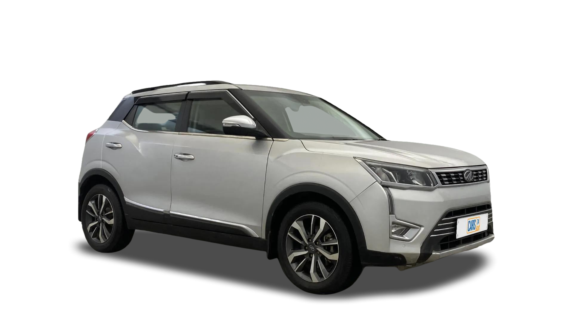 Mahindra XUV300-img