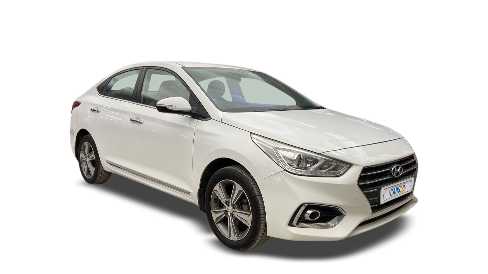2019 Hyundai Verna - Sedan - Petrol - Manual - ₹8.90 lakh