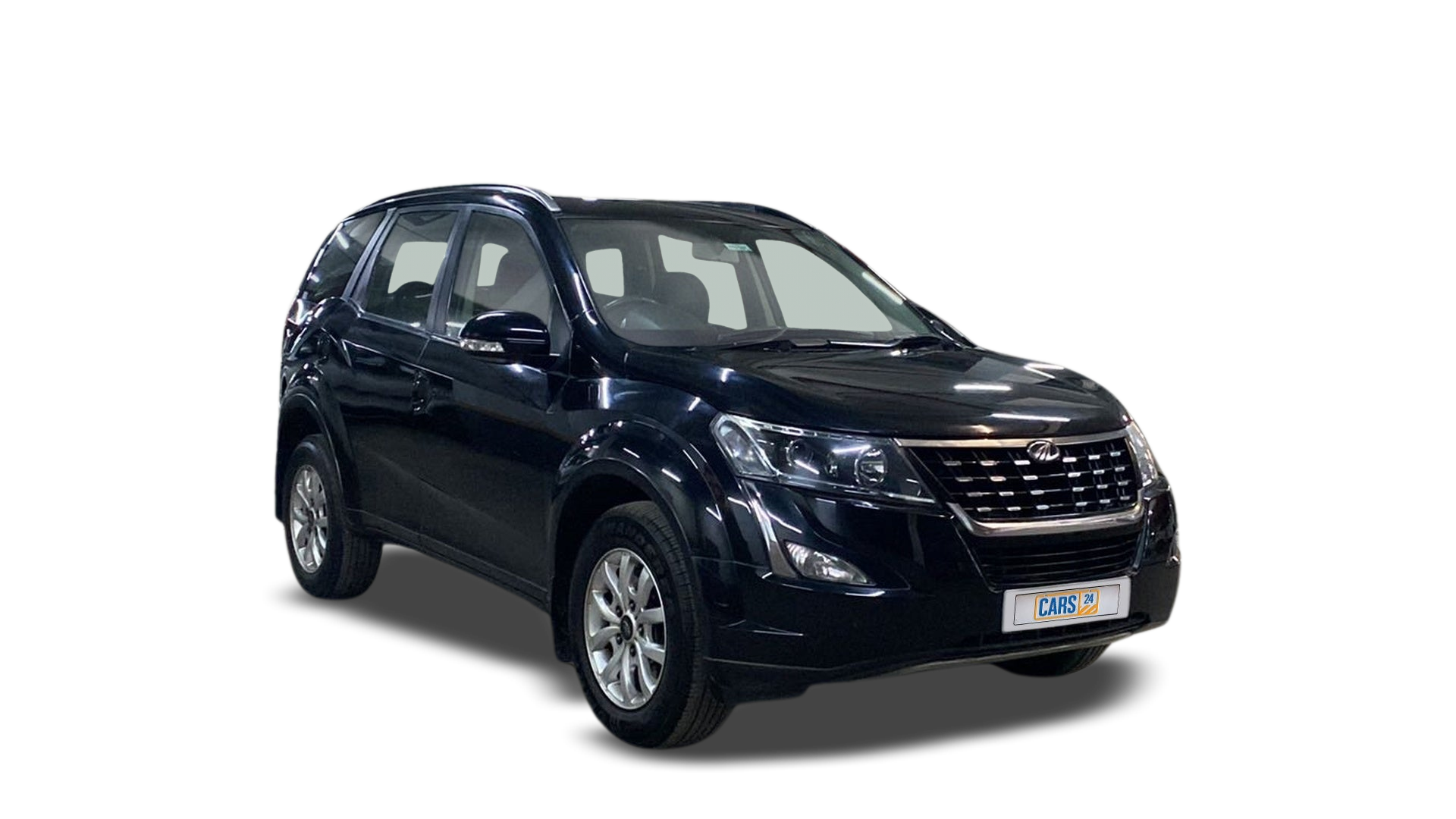 Mahindra XUV500-img