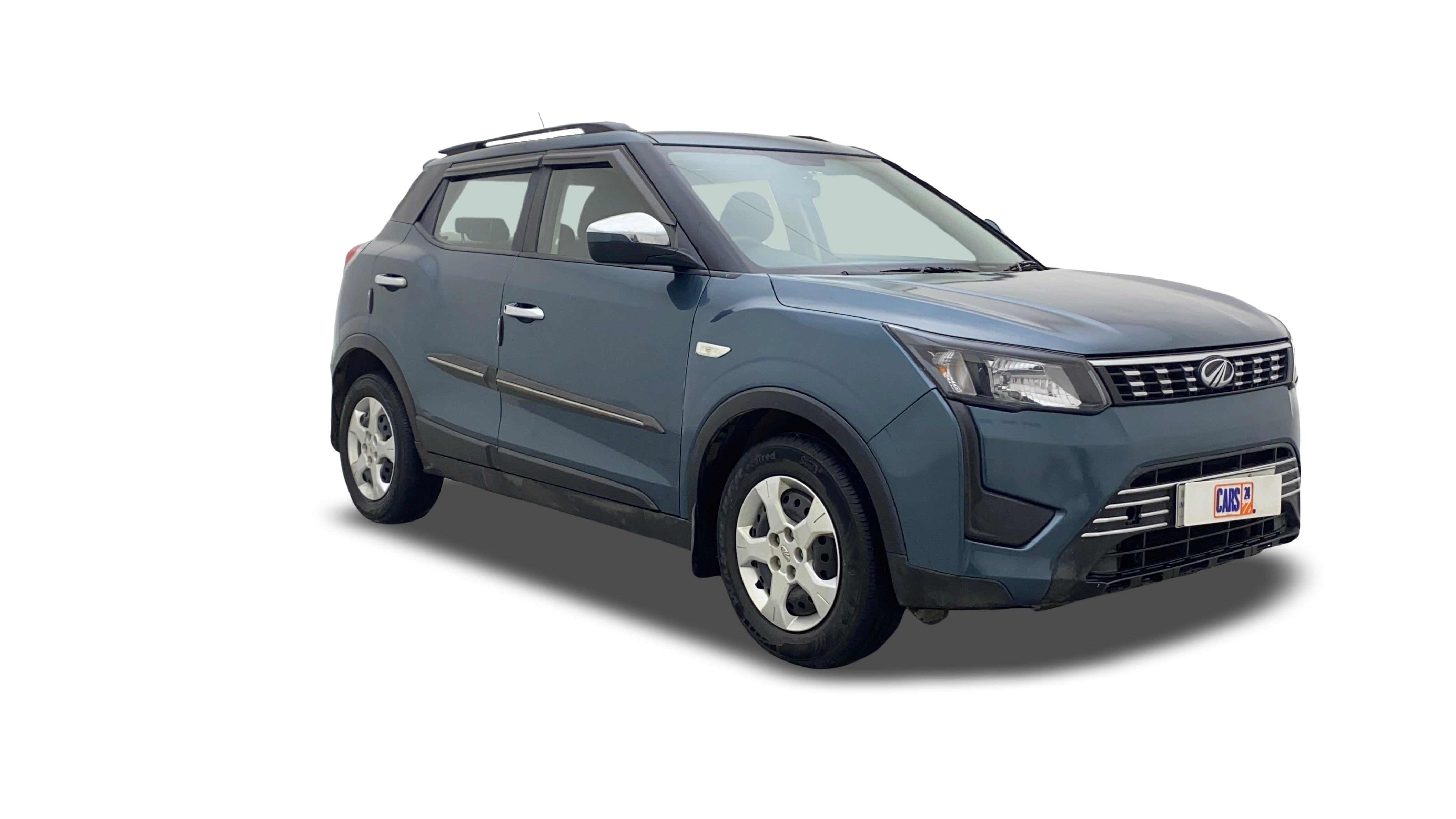 Mahindra XUV300-img