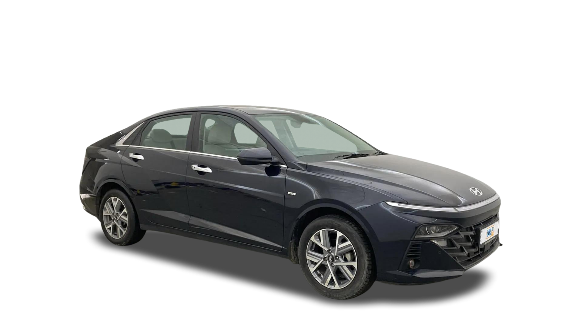 Hyundai Verna-img