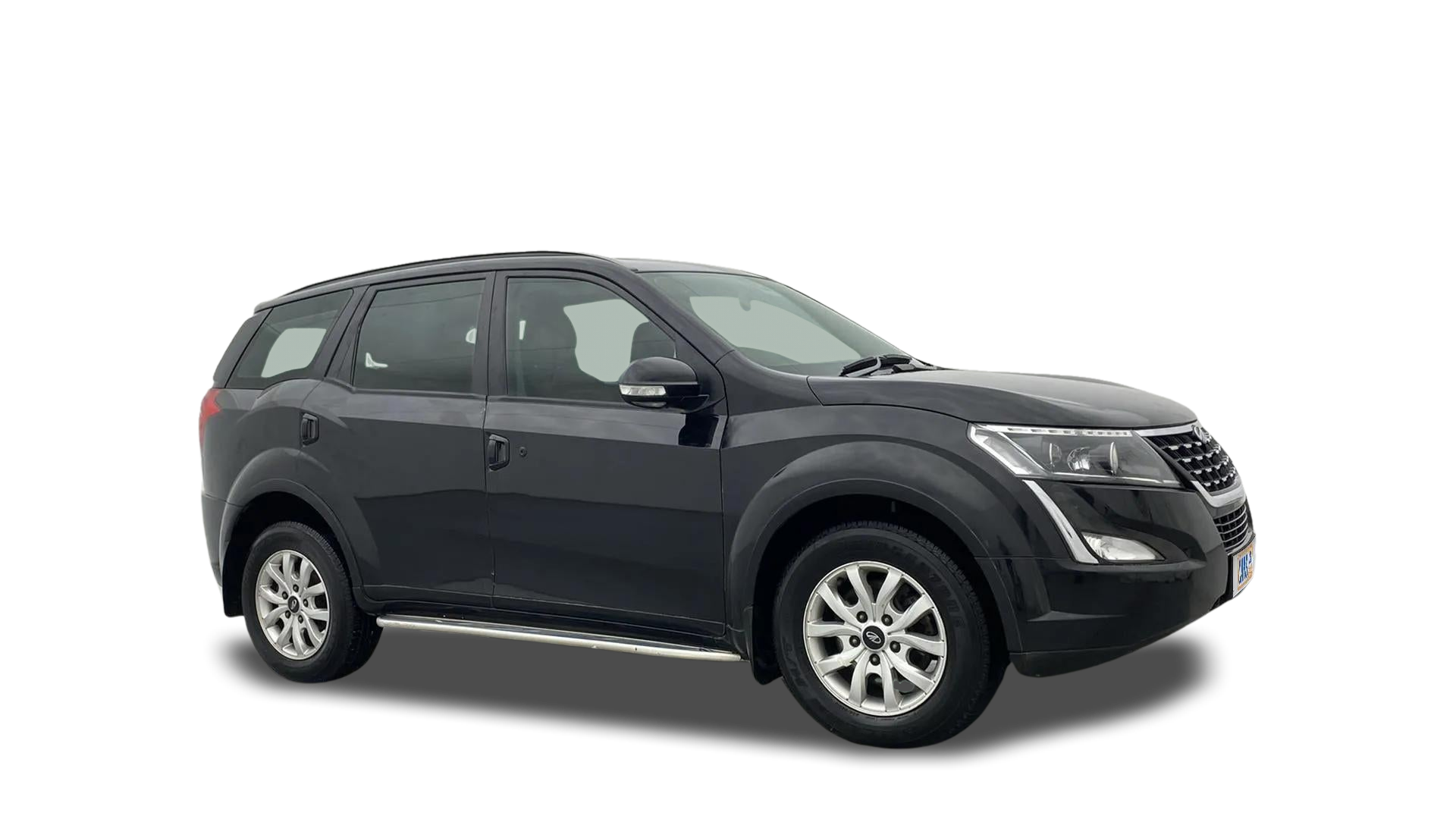 Mahindra XUV500-img