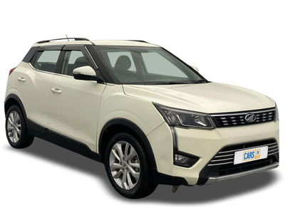 Mahindra XUV300-img