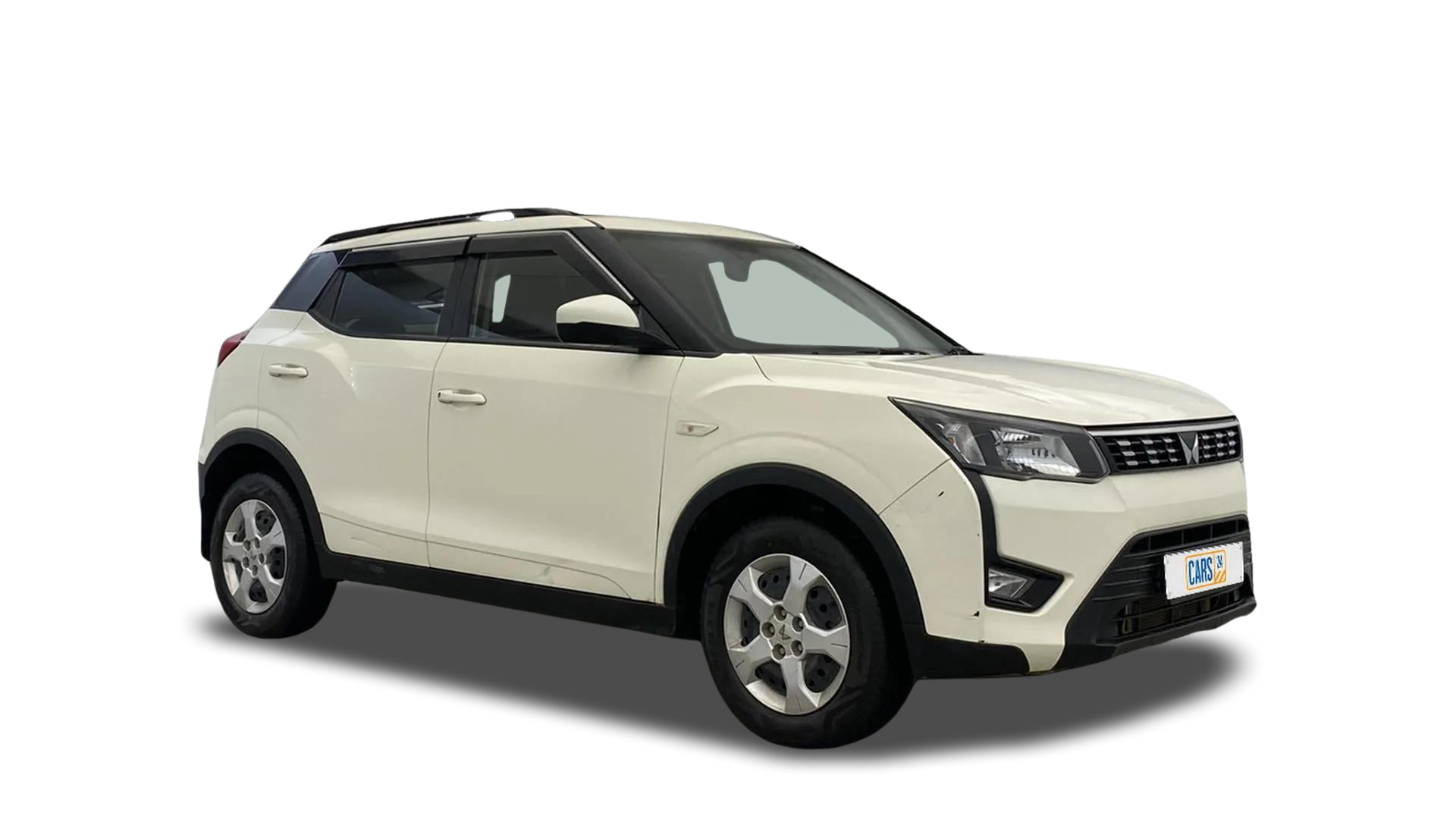 Mahindra XUV300-img