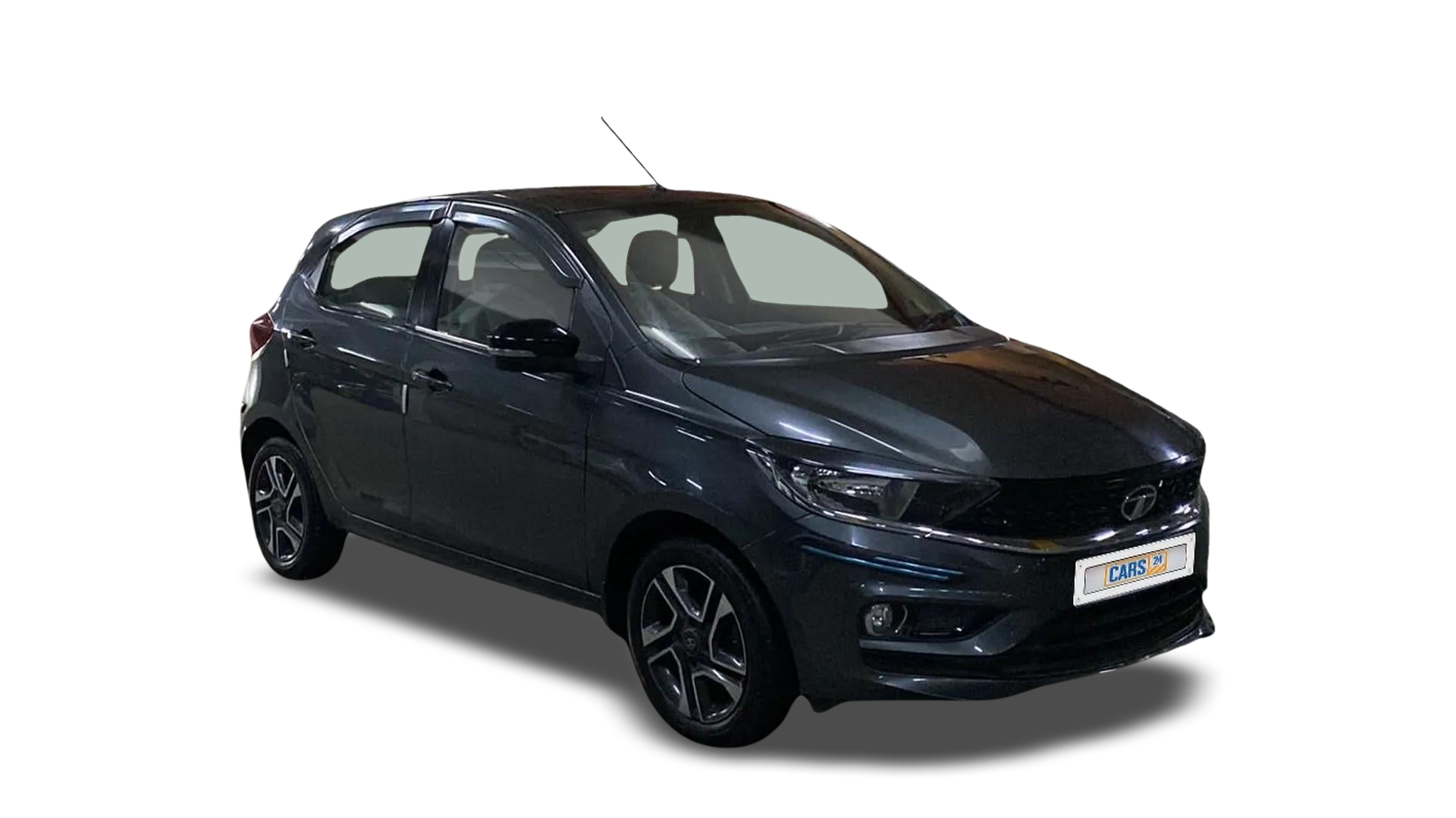 Tata Tiago-img